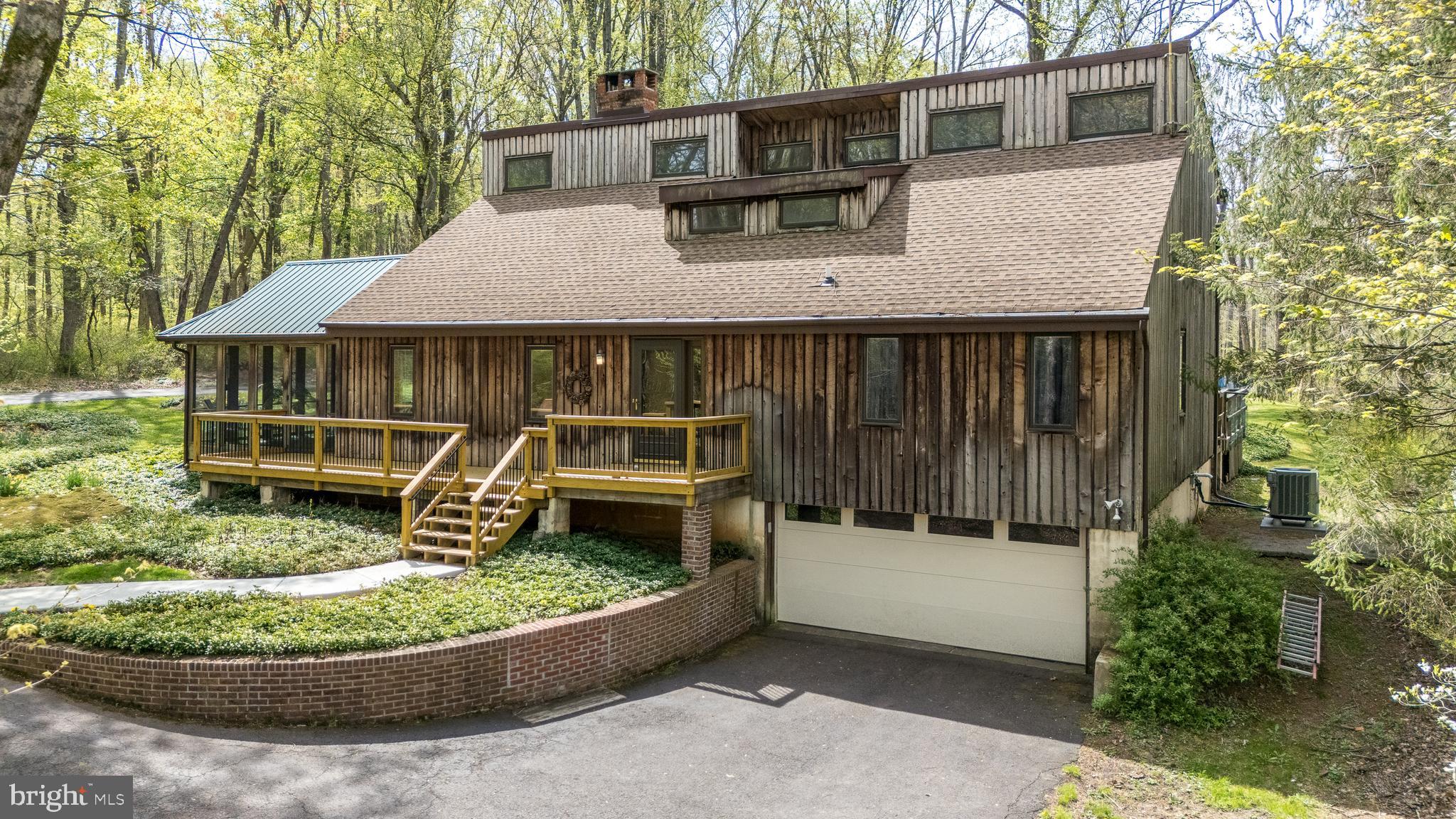 1830 OAKLYNN DRIVE