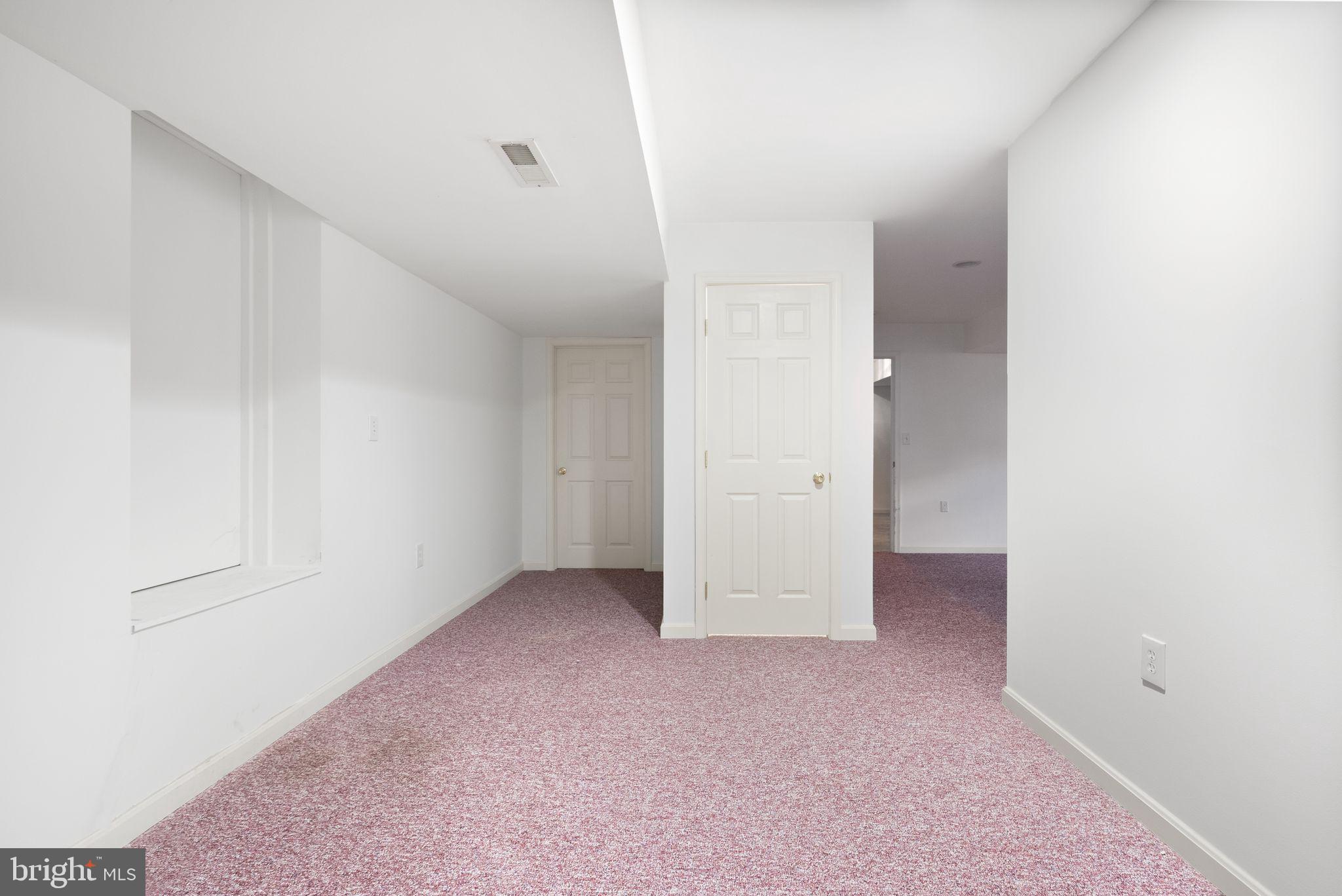 SUMNER LAKE - Residential