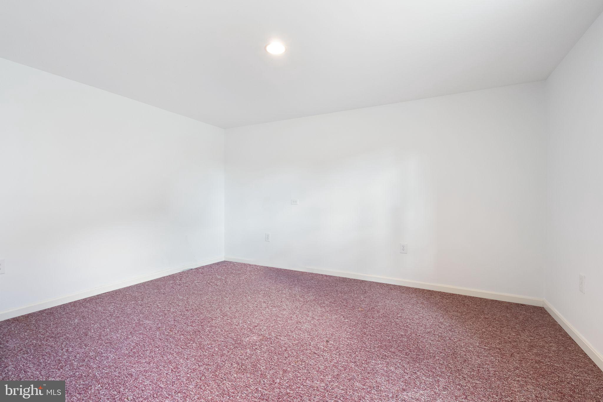 SUMNER LAKE - Residential