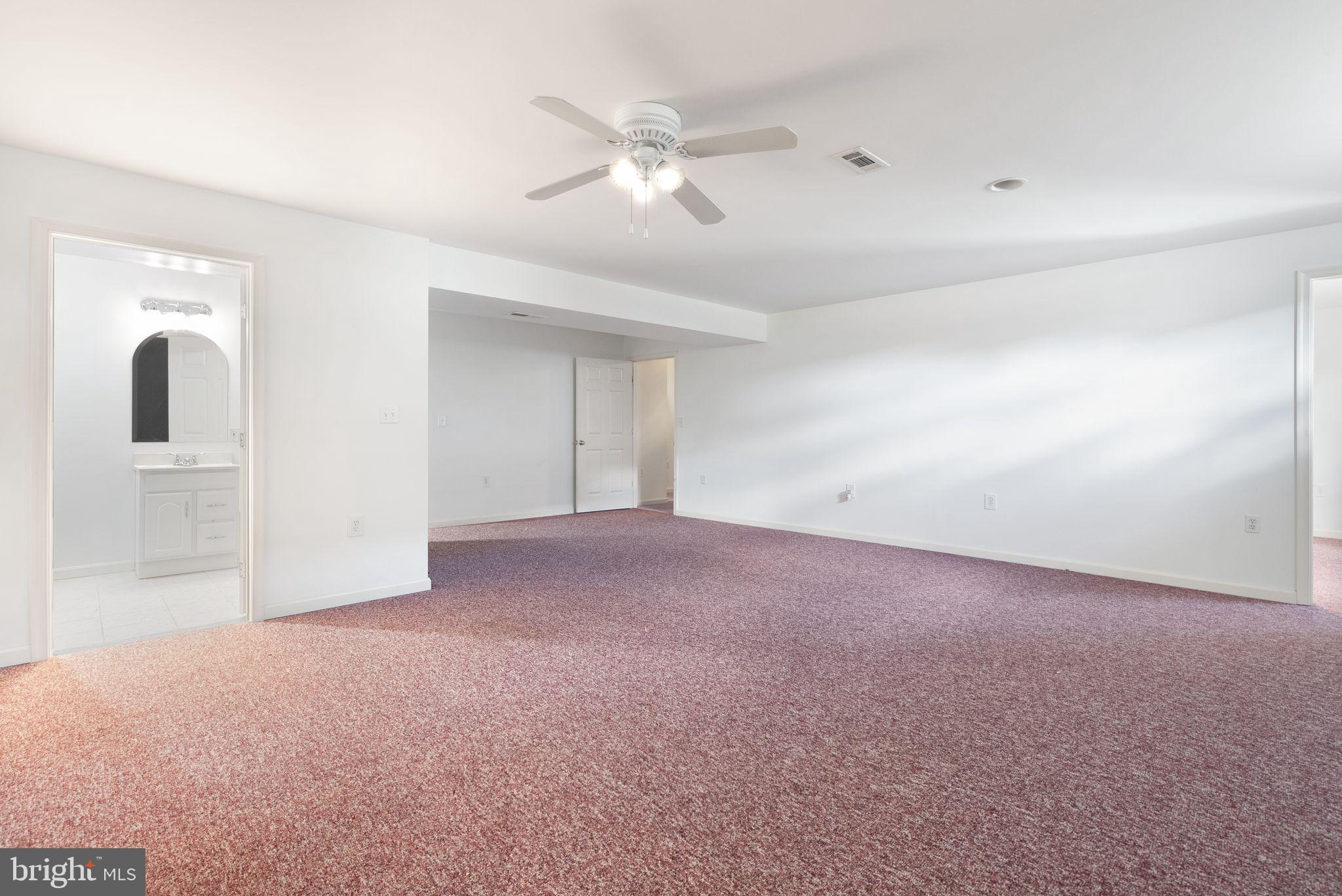 SUMNER LAKE - Residential