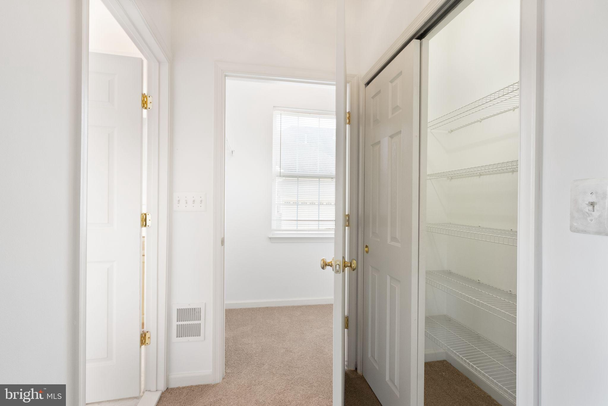 SUMNER LAKE - Residential