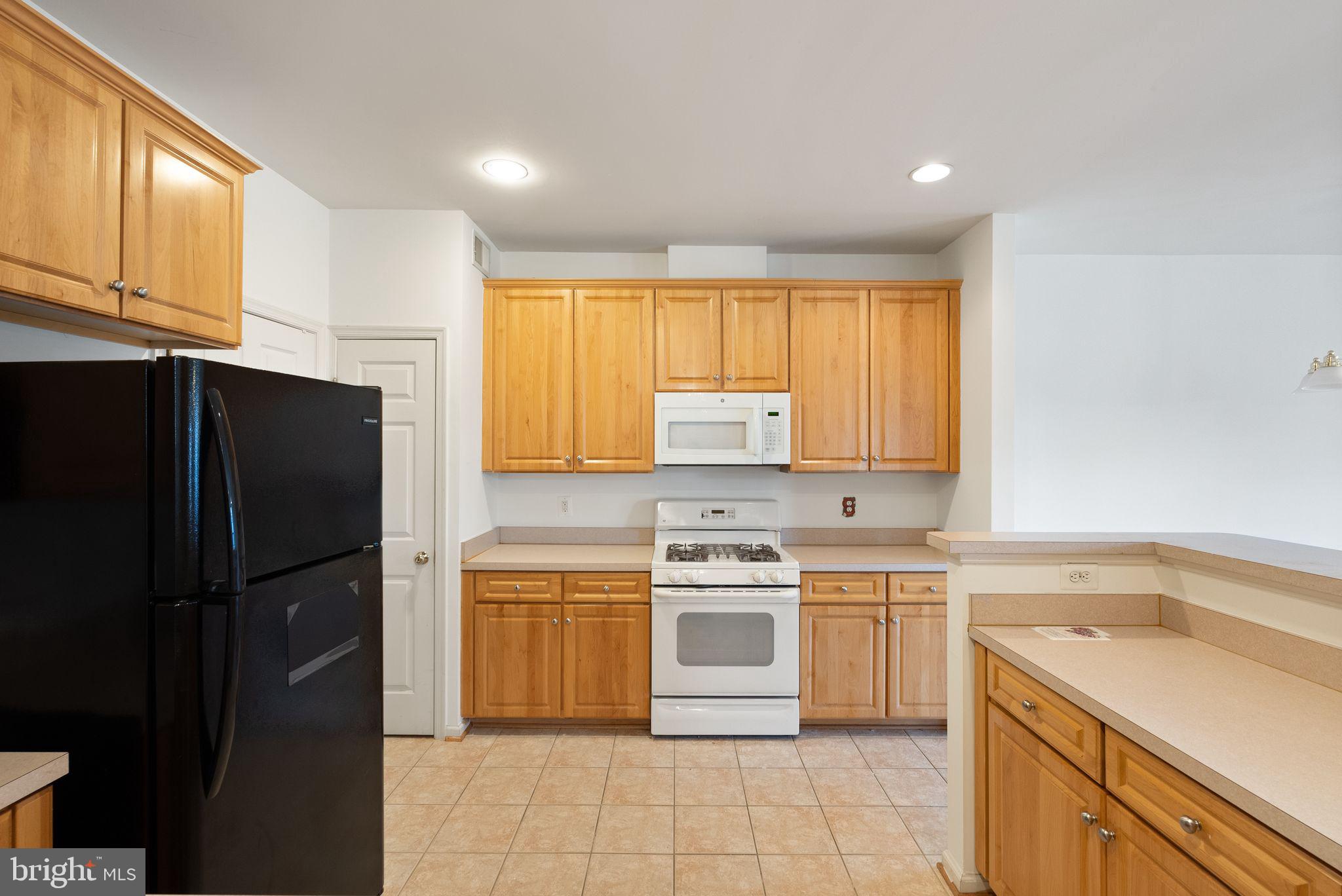 SUMNER LAKE - Residential