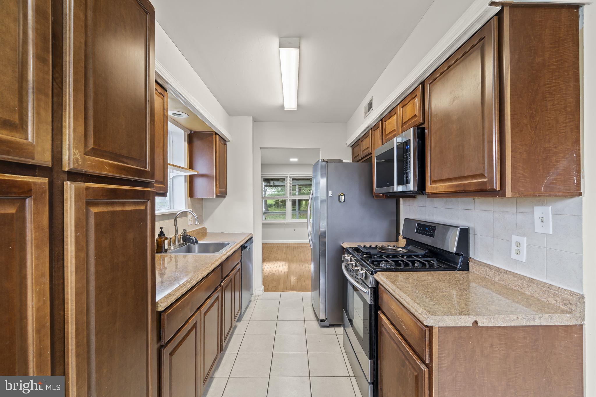 VILLAGE AT GWYNEDD - Residential