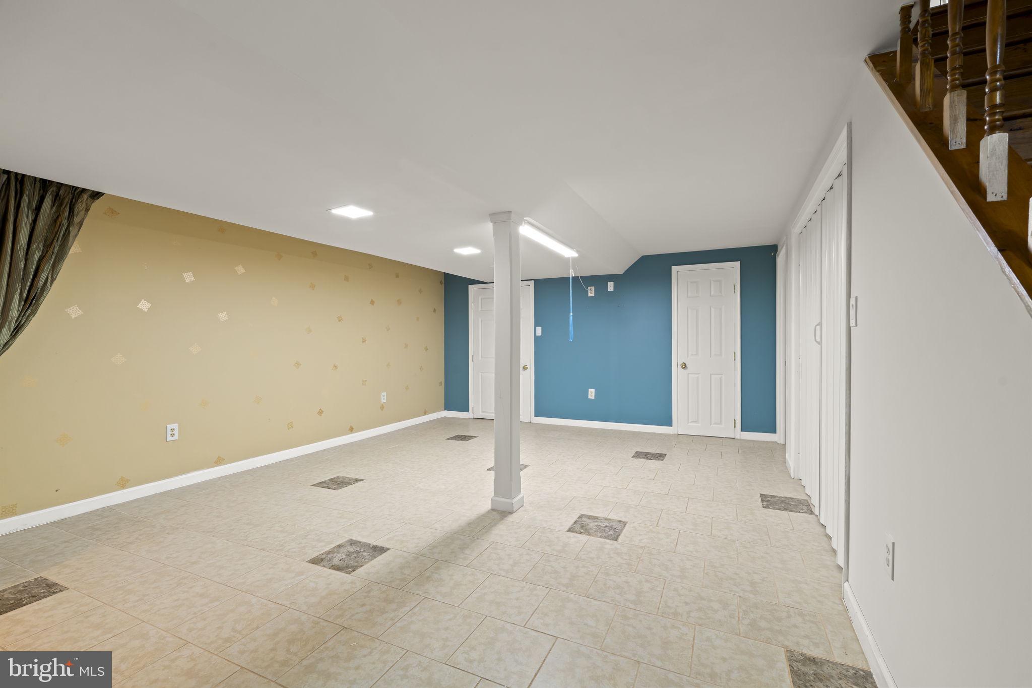 VILLAGE AT GWYNEDD - Residential