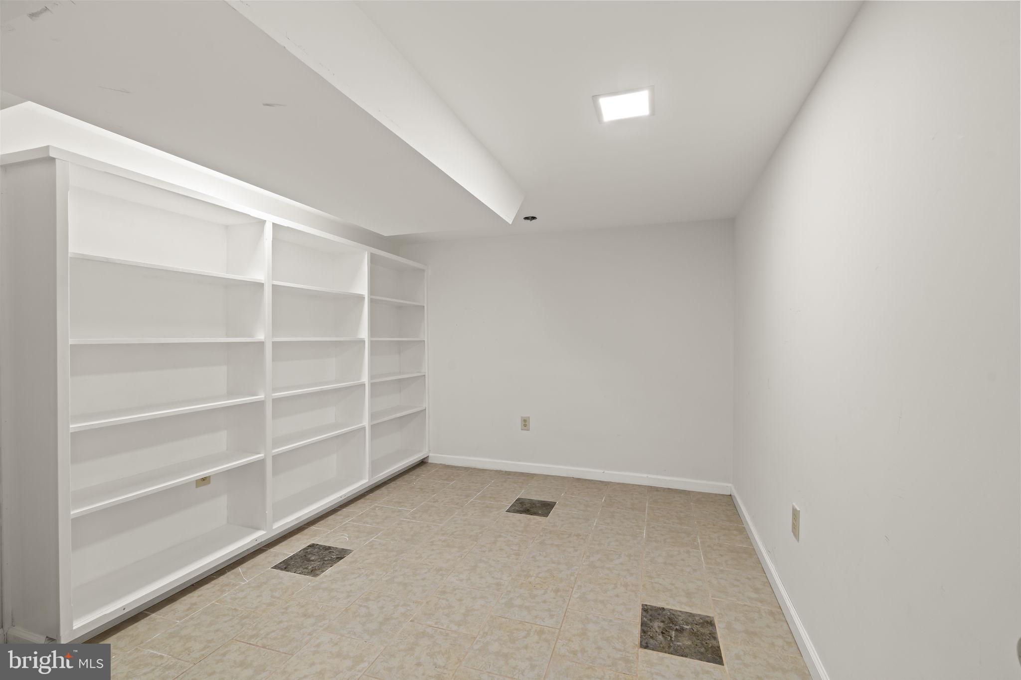 VILLAGE AT GWYNEDD - Residential