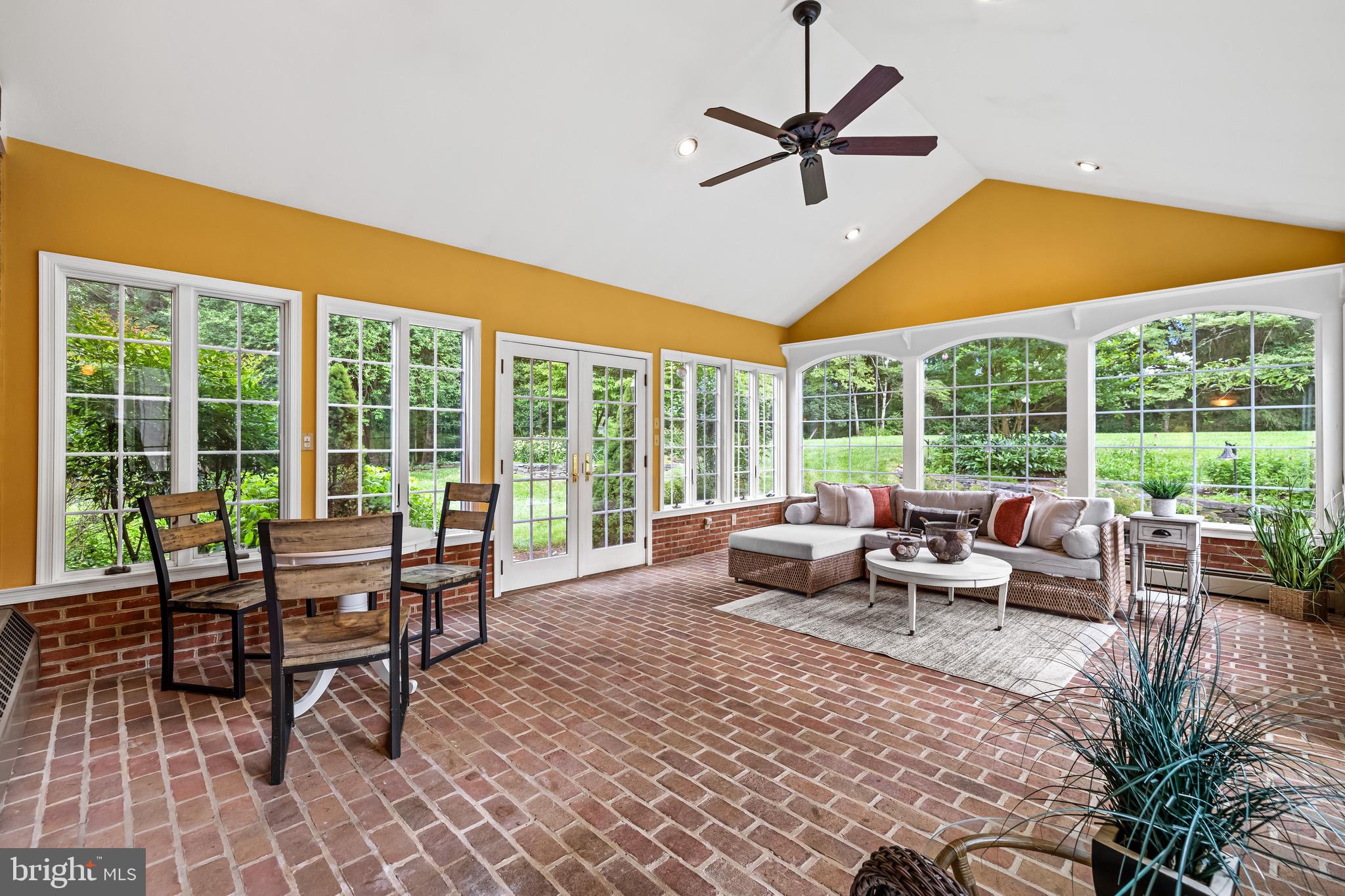 MONKTON - Residential