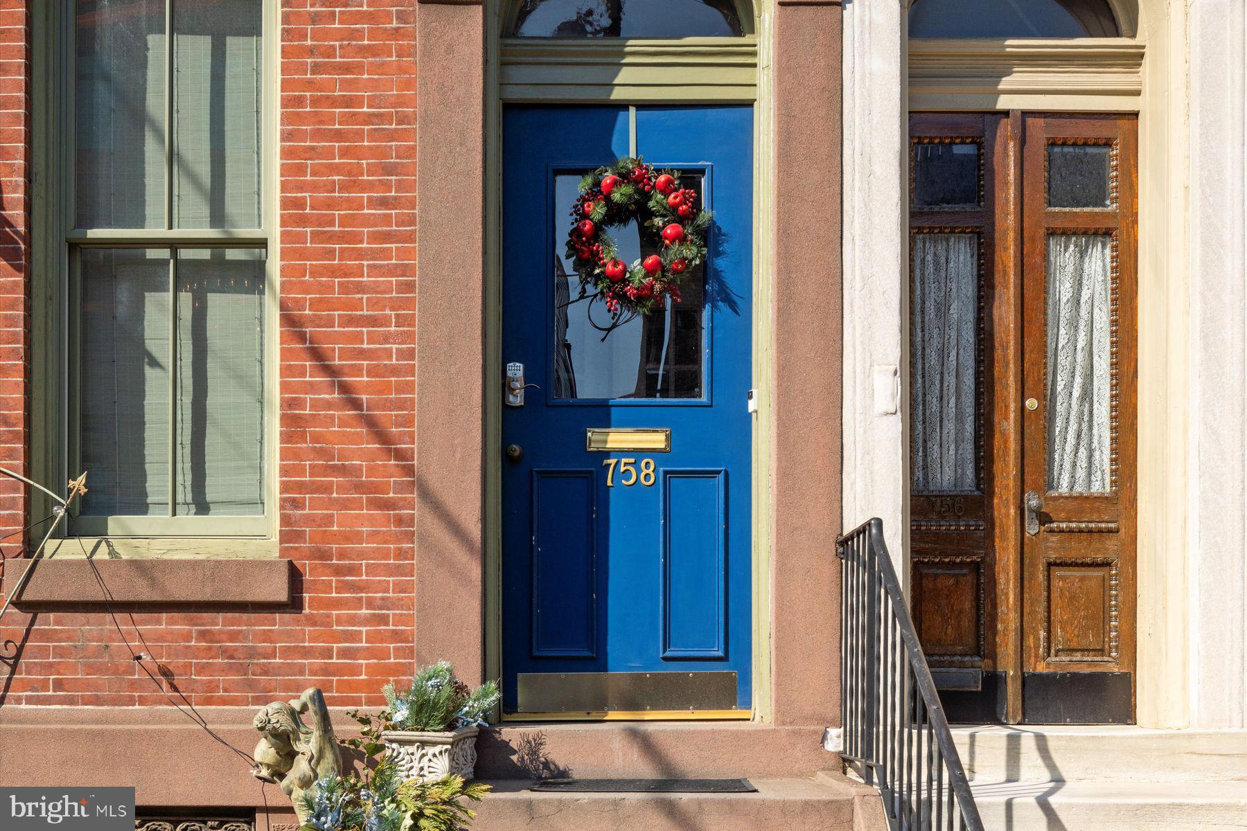 758 S 10TH STREET