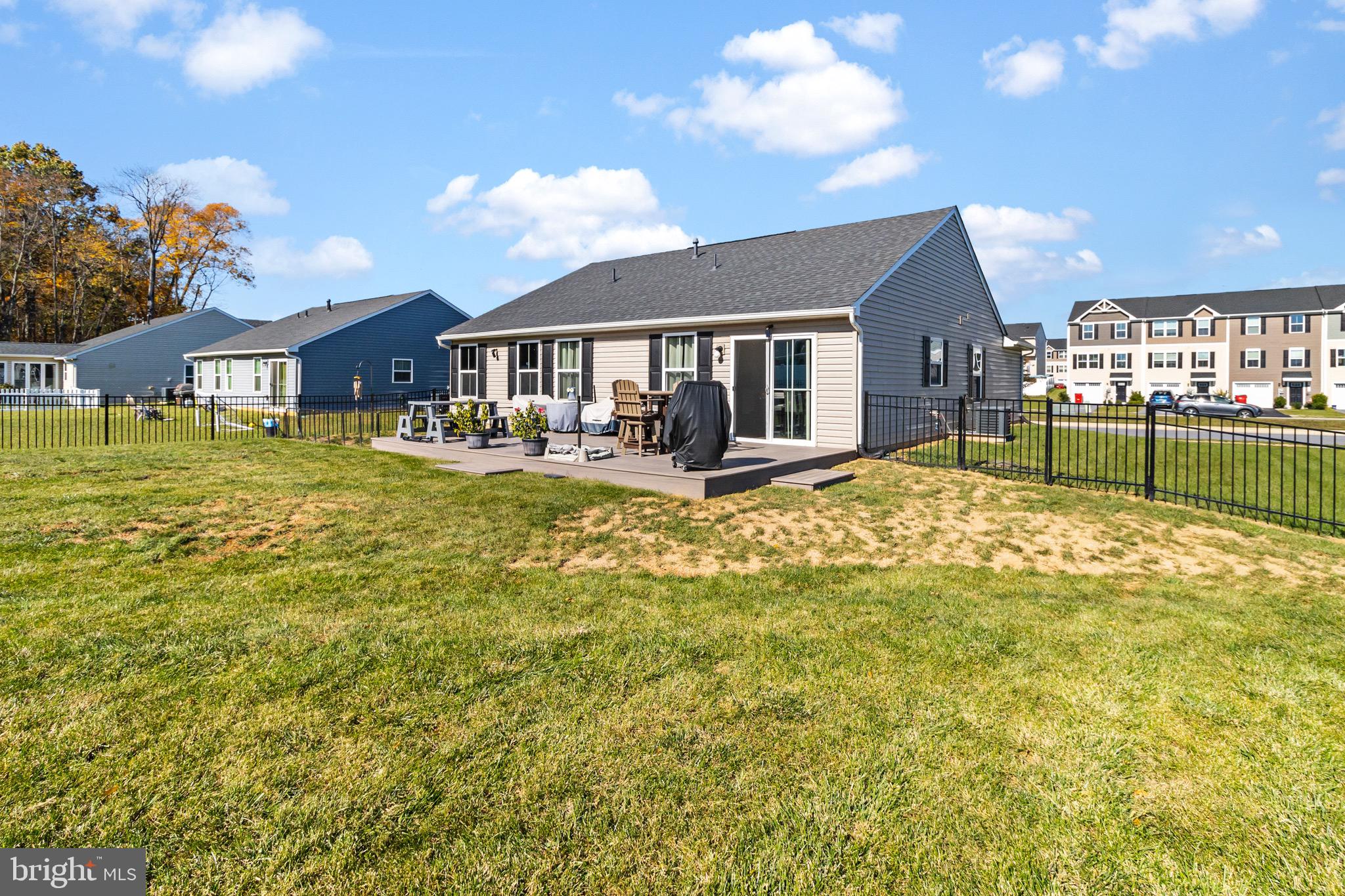 THE LAKES AT MARTINSBURG - Residential