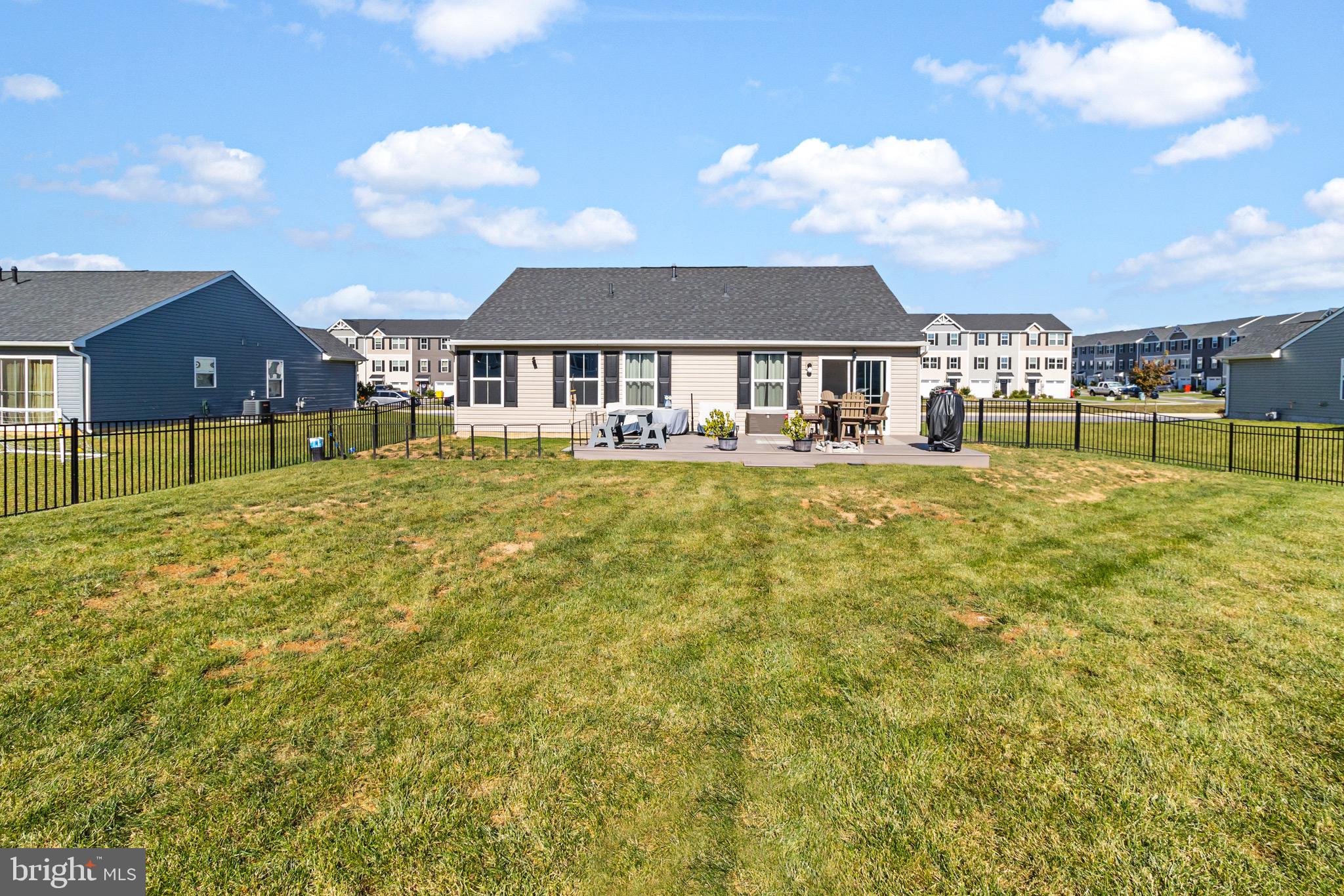 THE LAKES AT MARTINSBURG - Residential