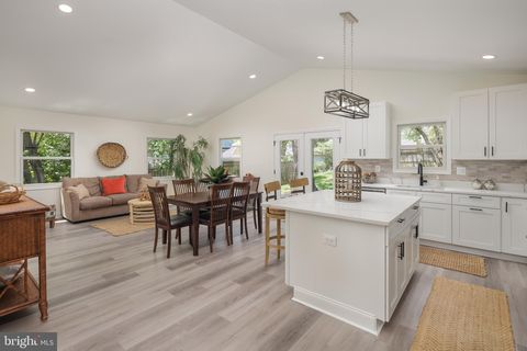 2836 CAMERON ROAD FALLS CHURCH VA 22042