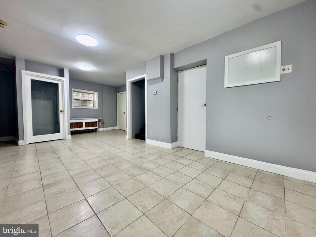 Photo of 1000 S 6th Street, PHILADELPHIA, PA 19147 (MLS # PAPH2590596)