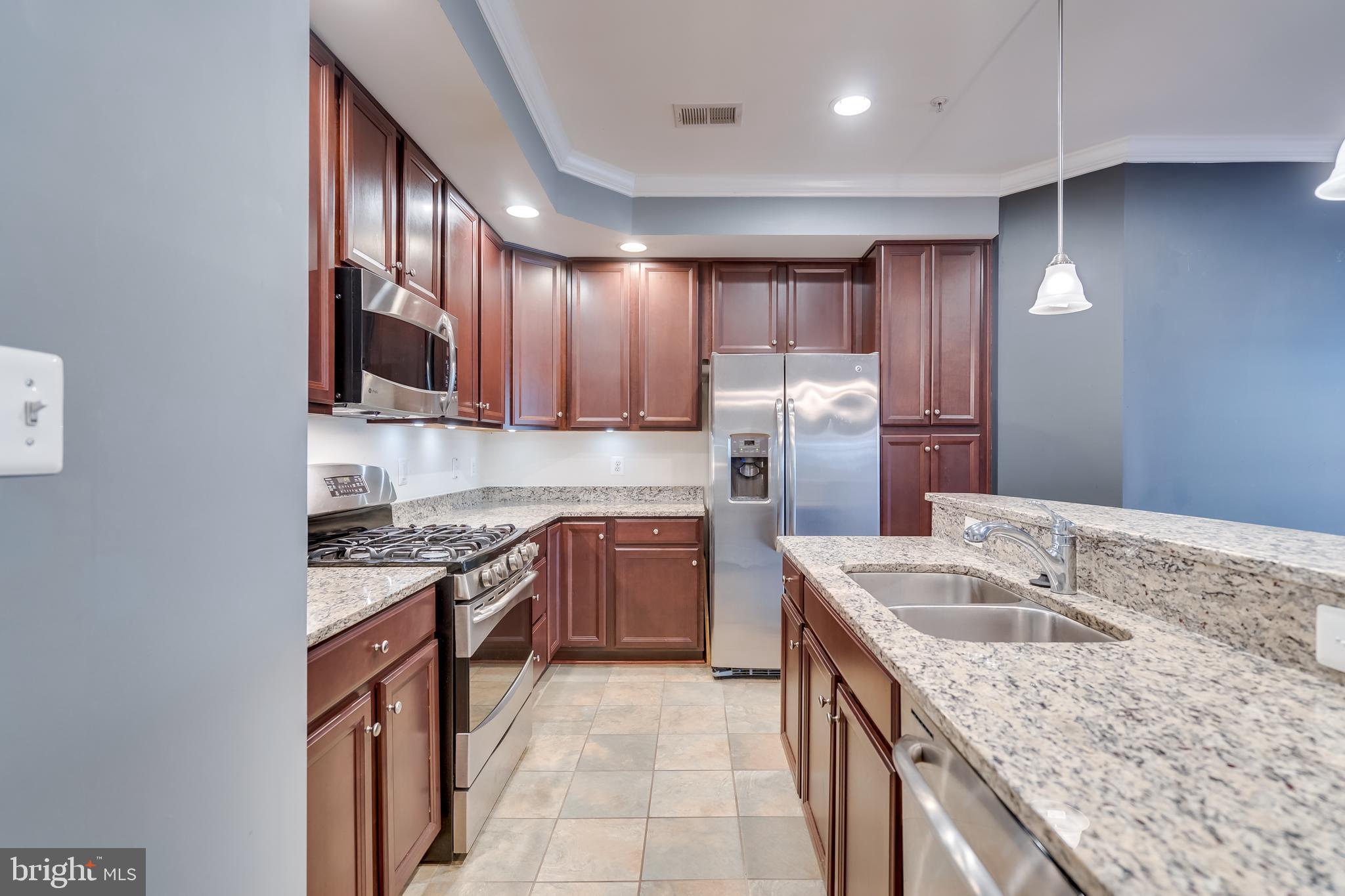 POTOMAC CLUB - Residential Lease