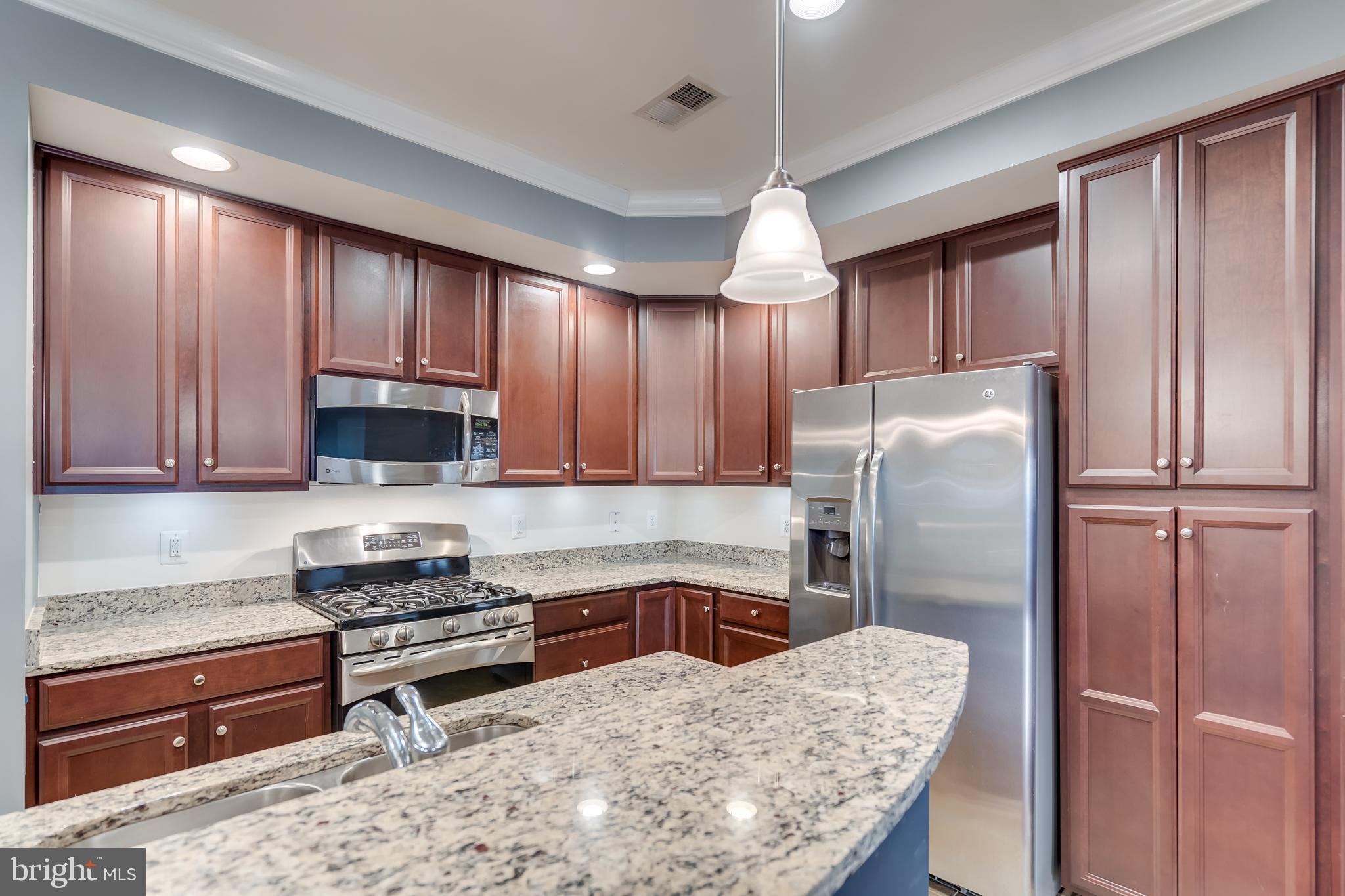 POTOMAC CLUB - Residential Lease