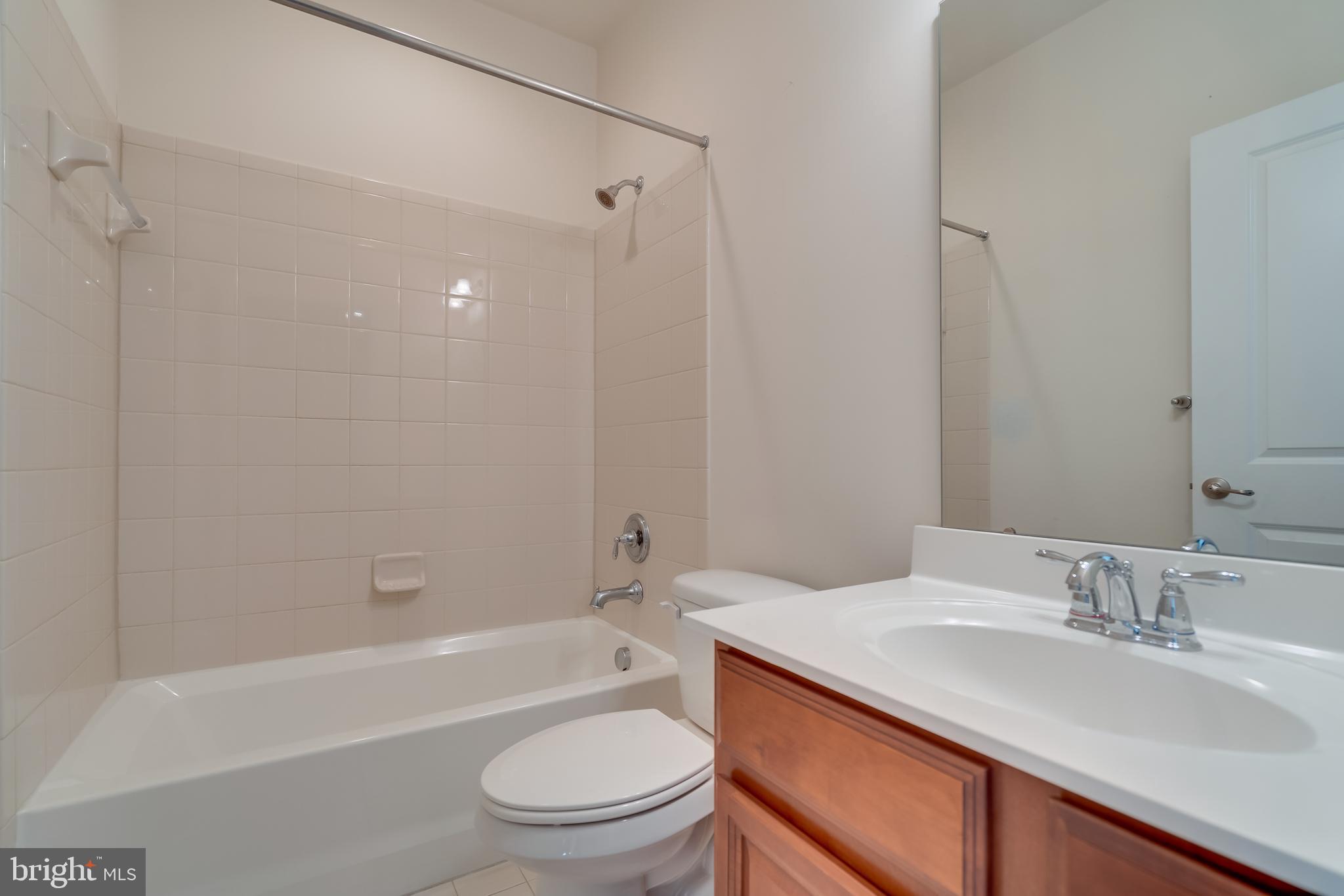 POTOMAC CLUB - Residential Lease