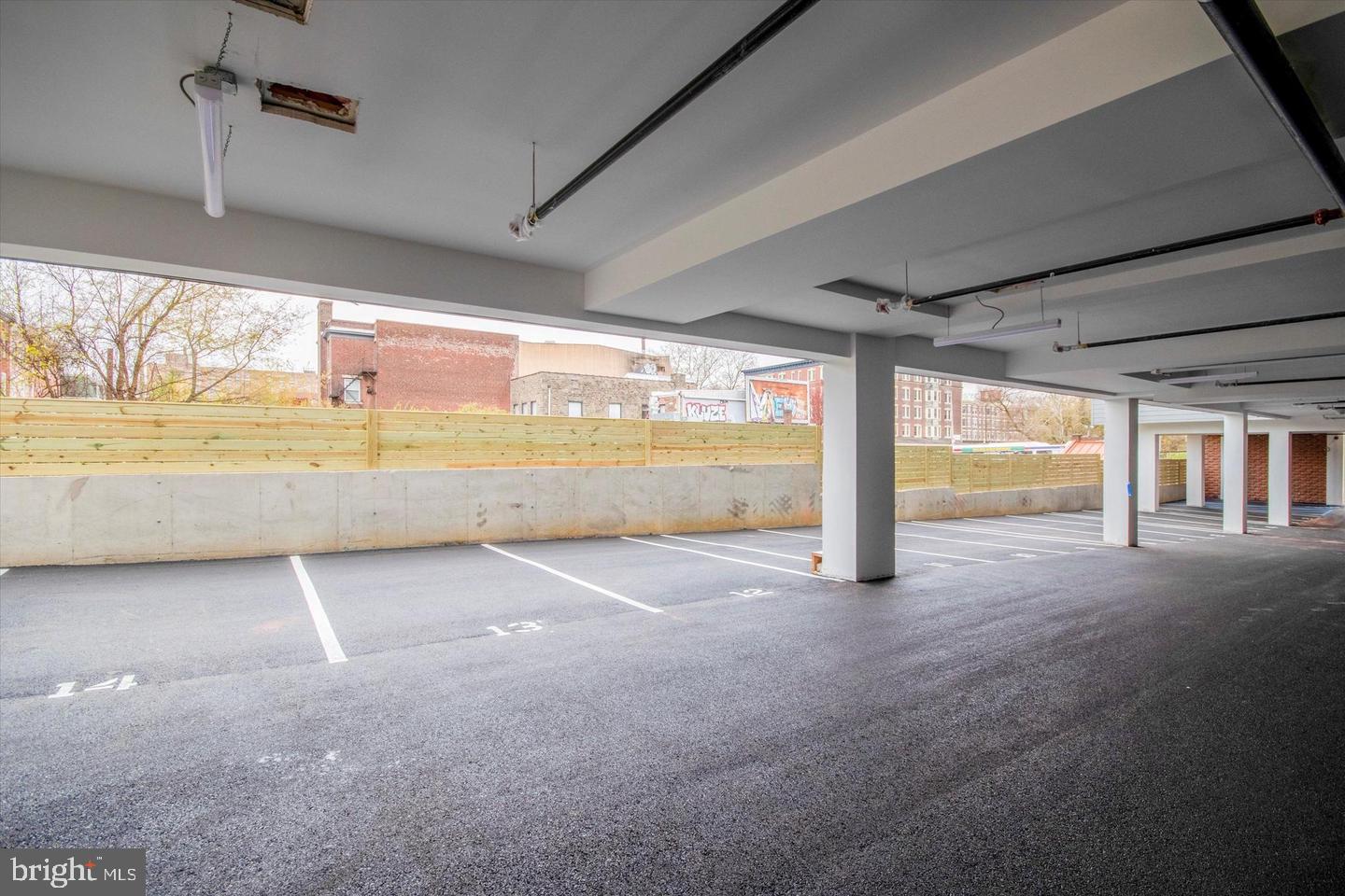 209 W CHELTEN AVENUE 409