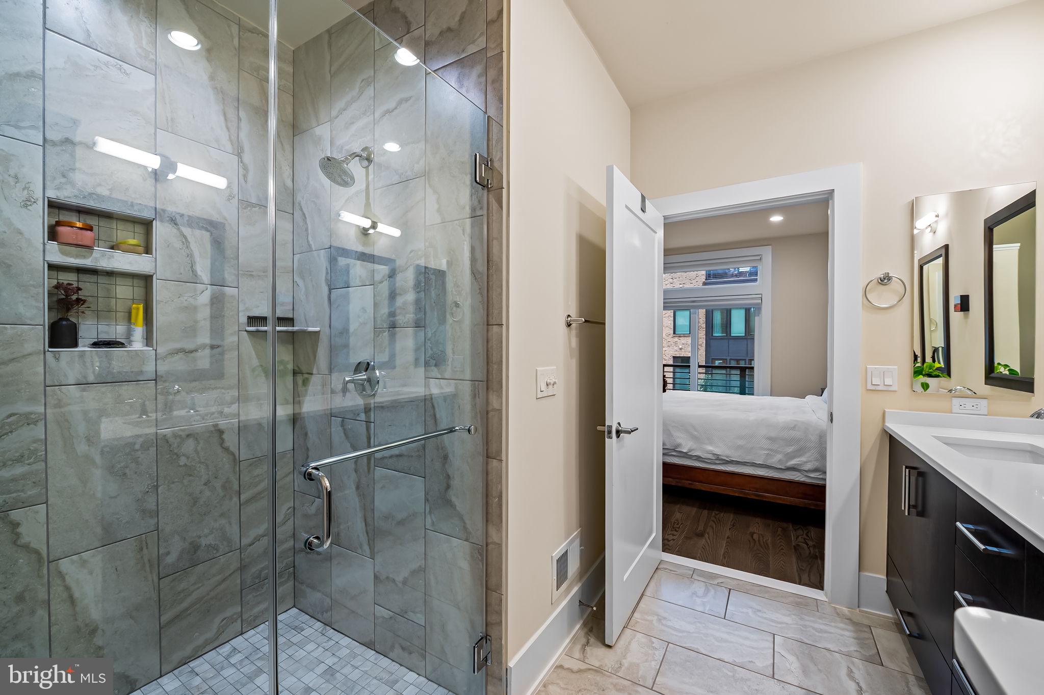 GROSVENOR HEIGHTS - Residential