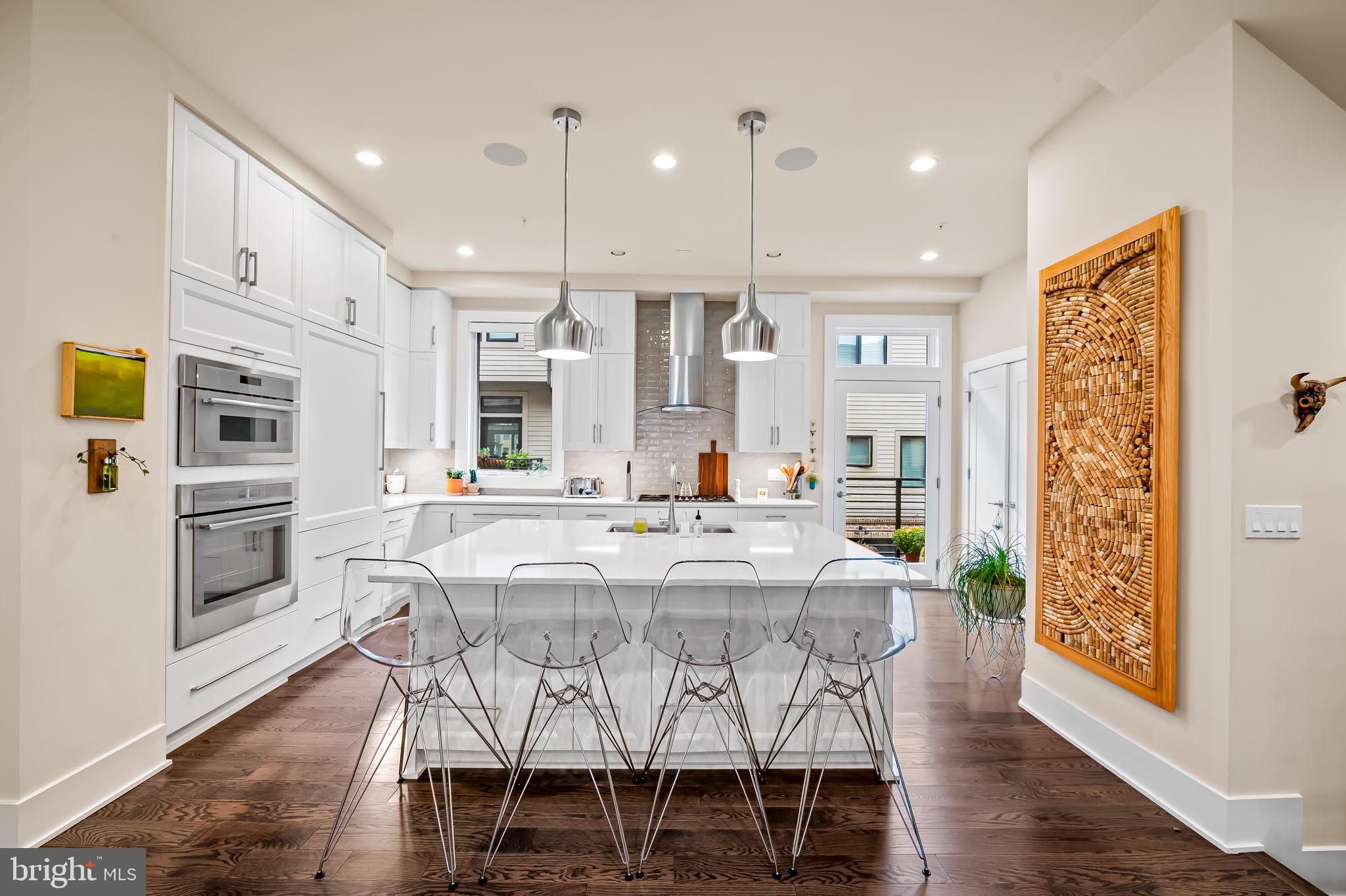 GROSVENOR HEIGHTS - Residential