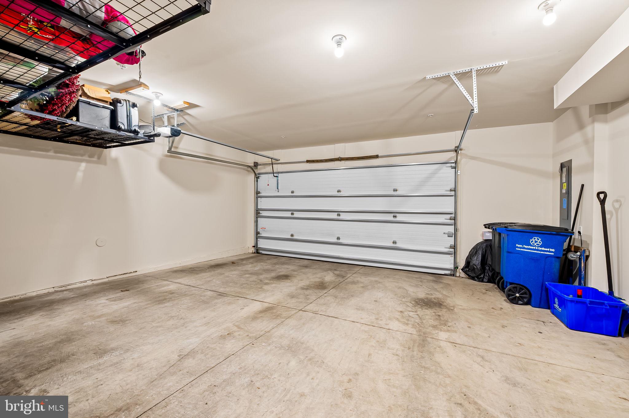 GROSVENOR HEIGHTS - Residential