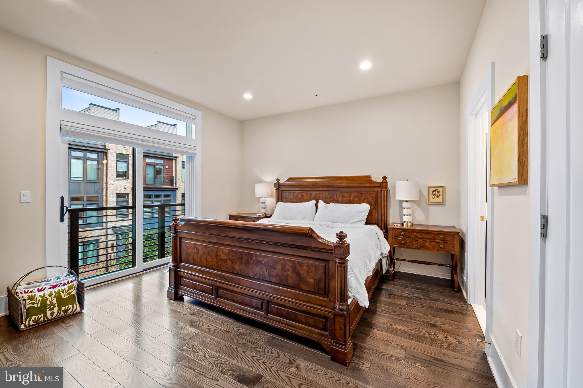 GROSVENOR HEIGHTS - Residential