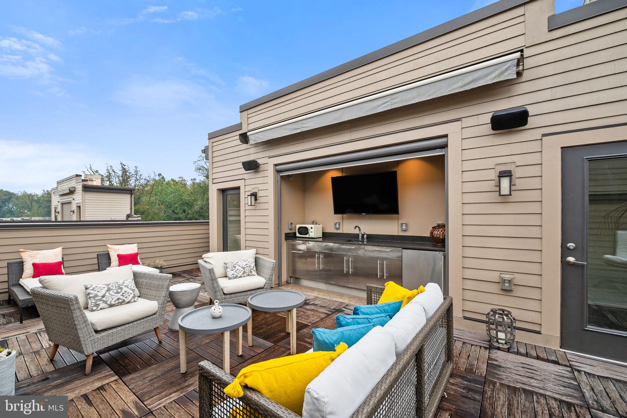 GROSVENOR HEIGHTS - Residential