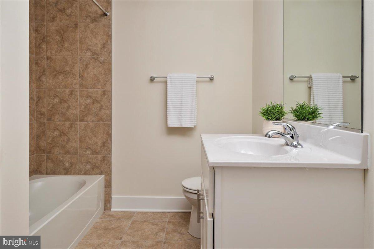 KINGS HEIGHTS - Residential