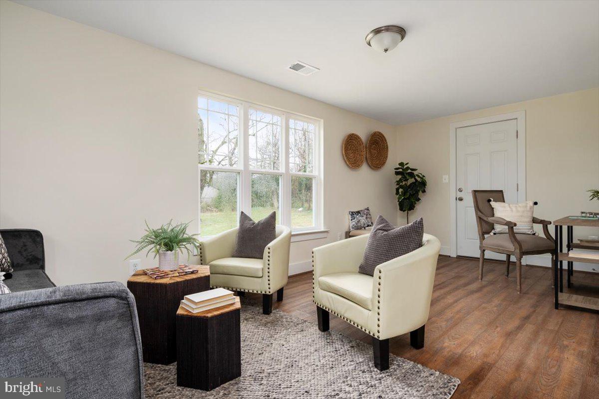 KINGS HEIGHTS - Residential