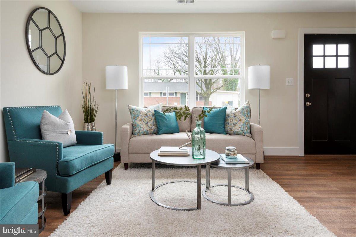 KINGS HEIGHTS - Residential