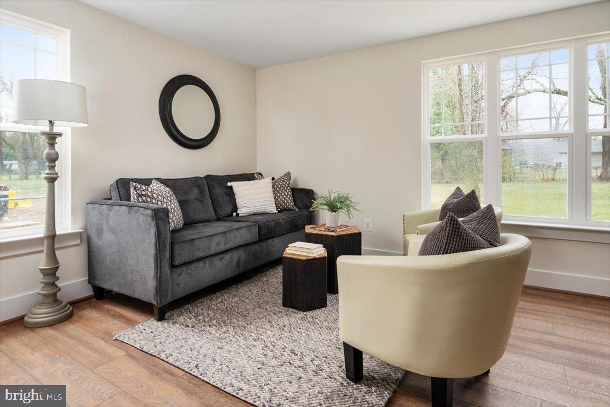 KINGS HEIGHTS - Residential