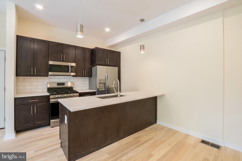 Photo of 1300 S 24th Street #UNIT D1, PHILADELPHIA, PA 19146 (MLS # PAPH2562990)