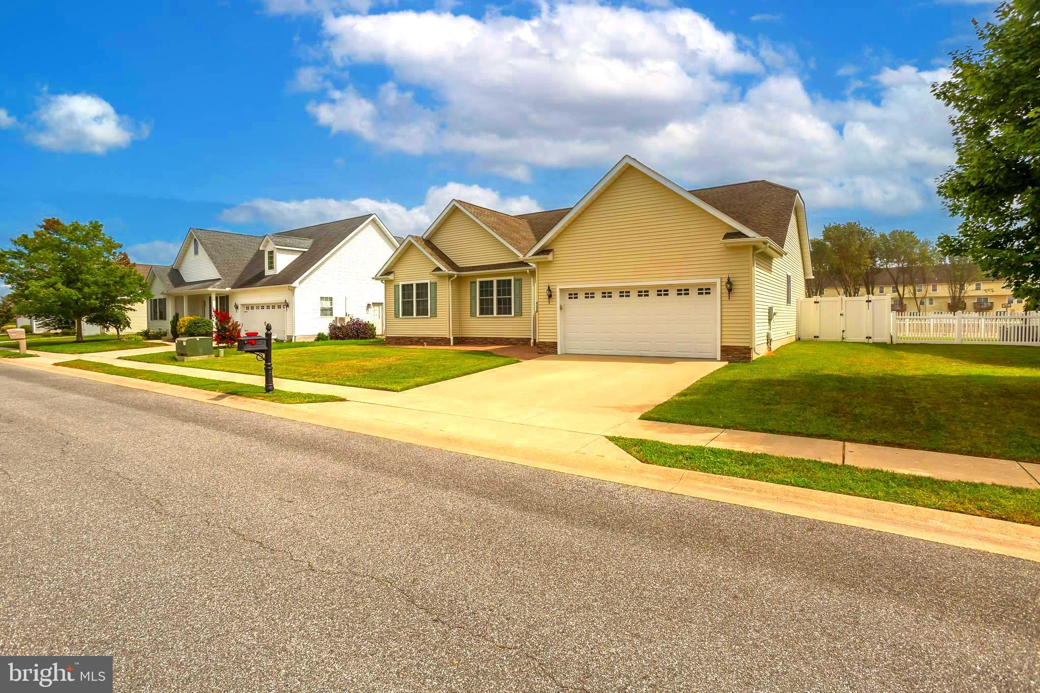 408 PLANTATION DRIVE