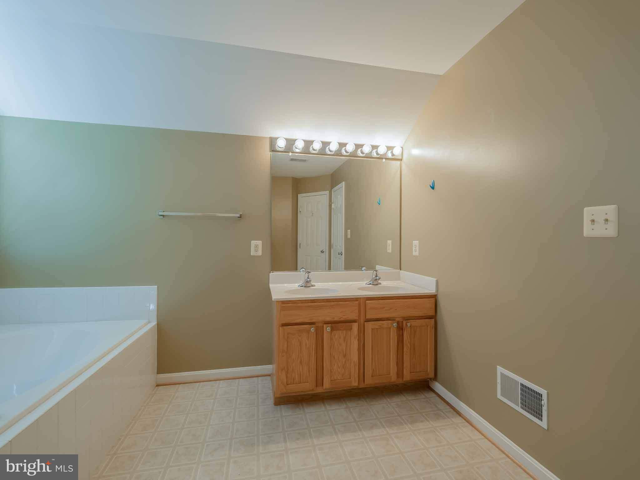 GREENBRIER - Residential