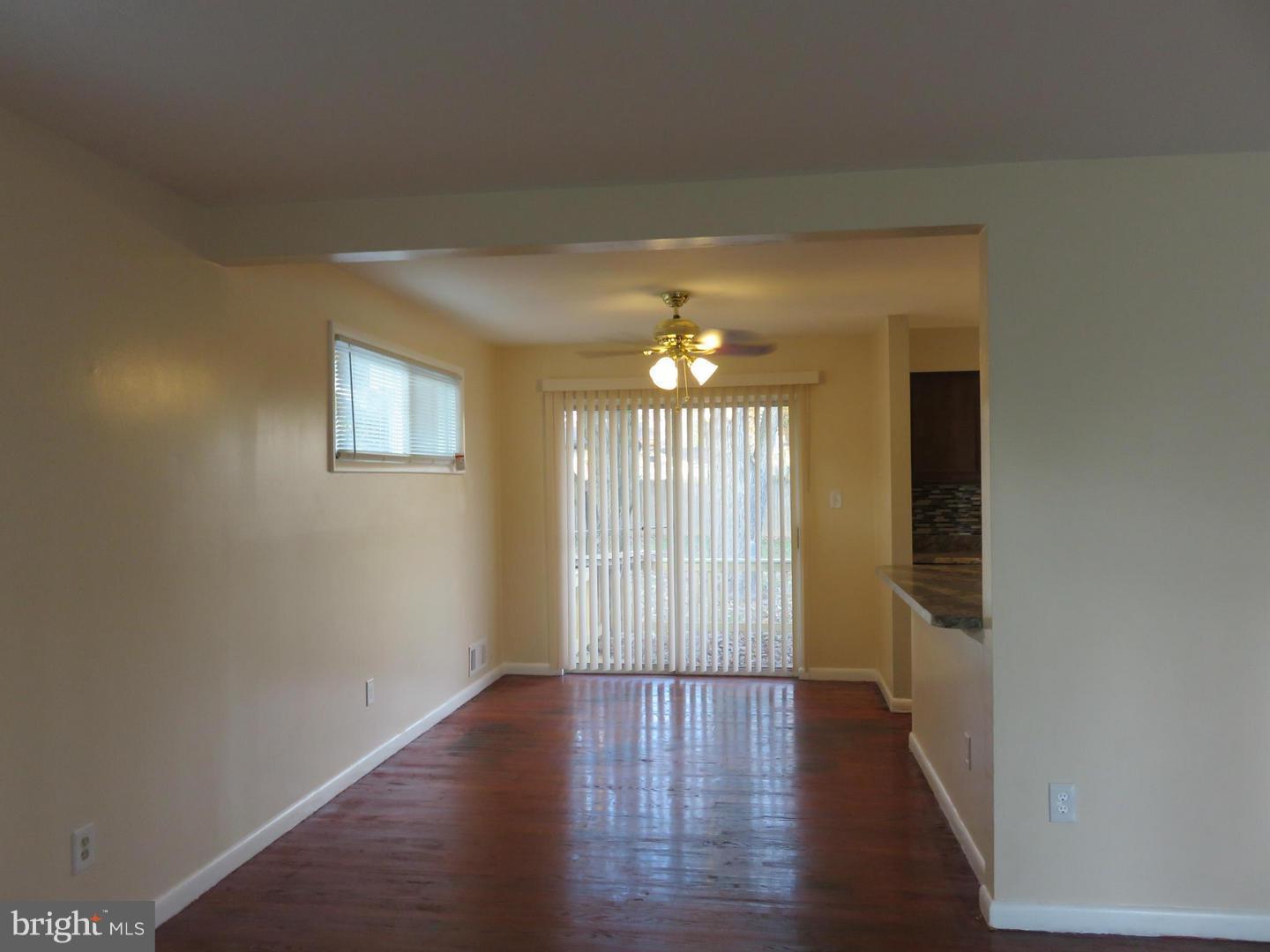 BURMONT - Residential Lease