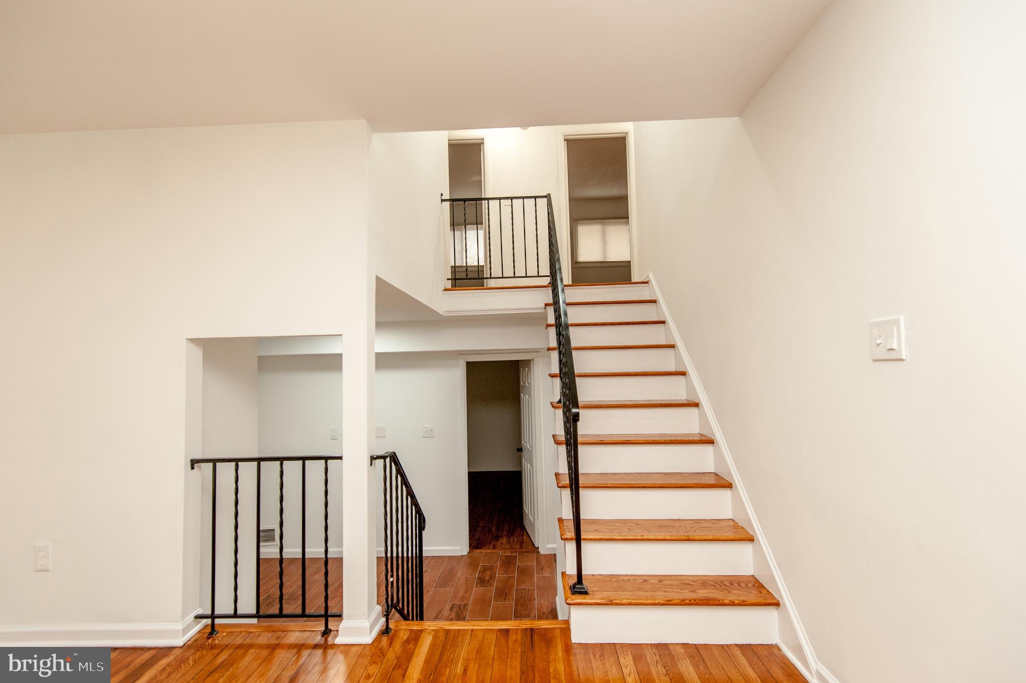 WHITFIELD GARDENS - Residential