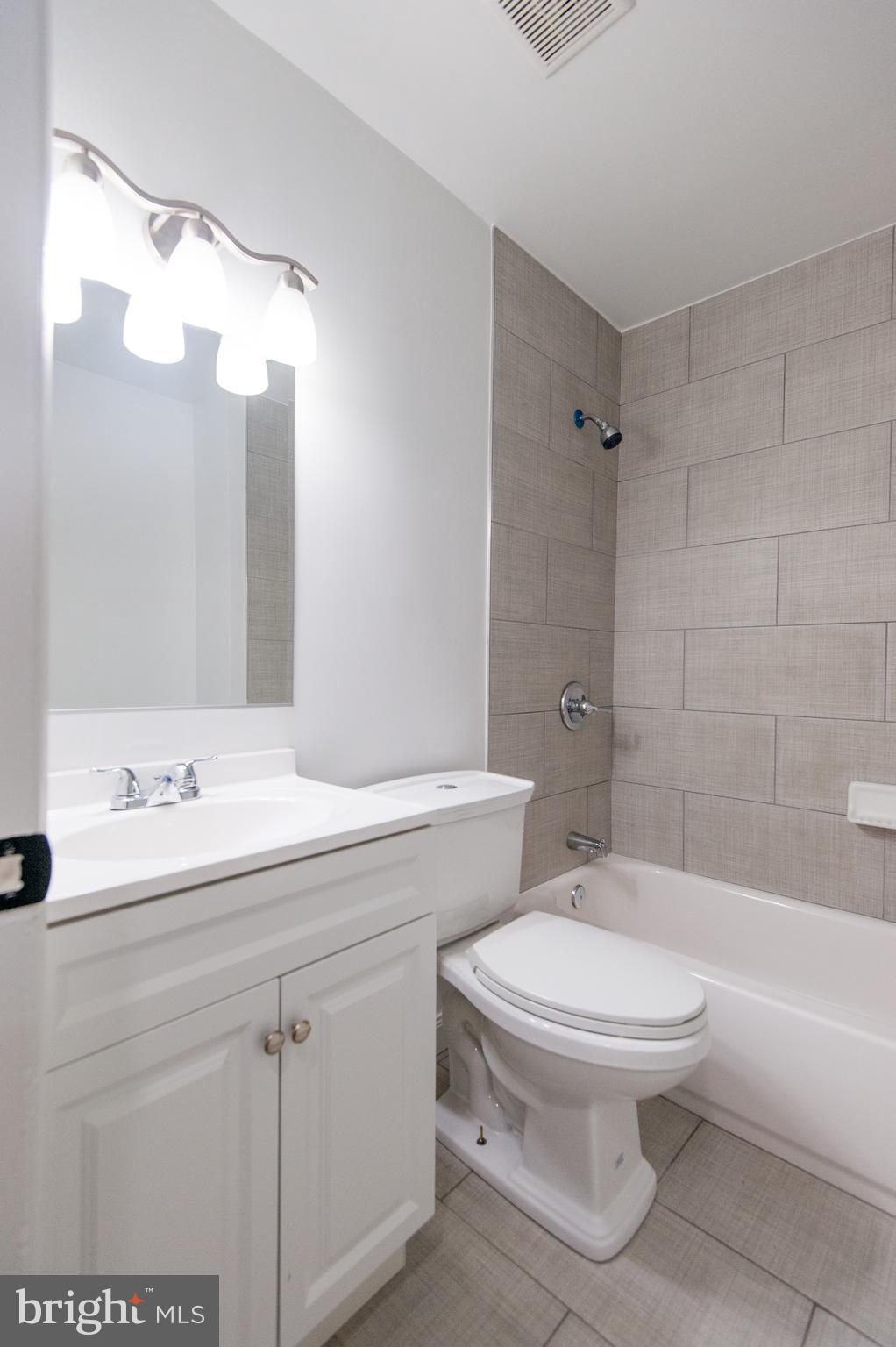 WHITFIELD GARDENS - Residential