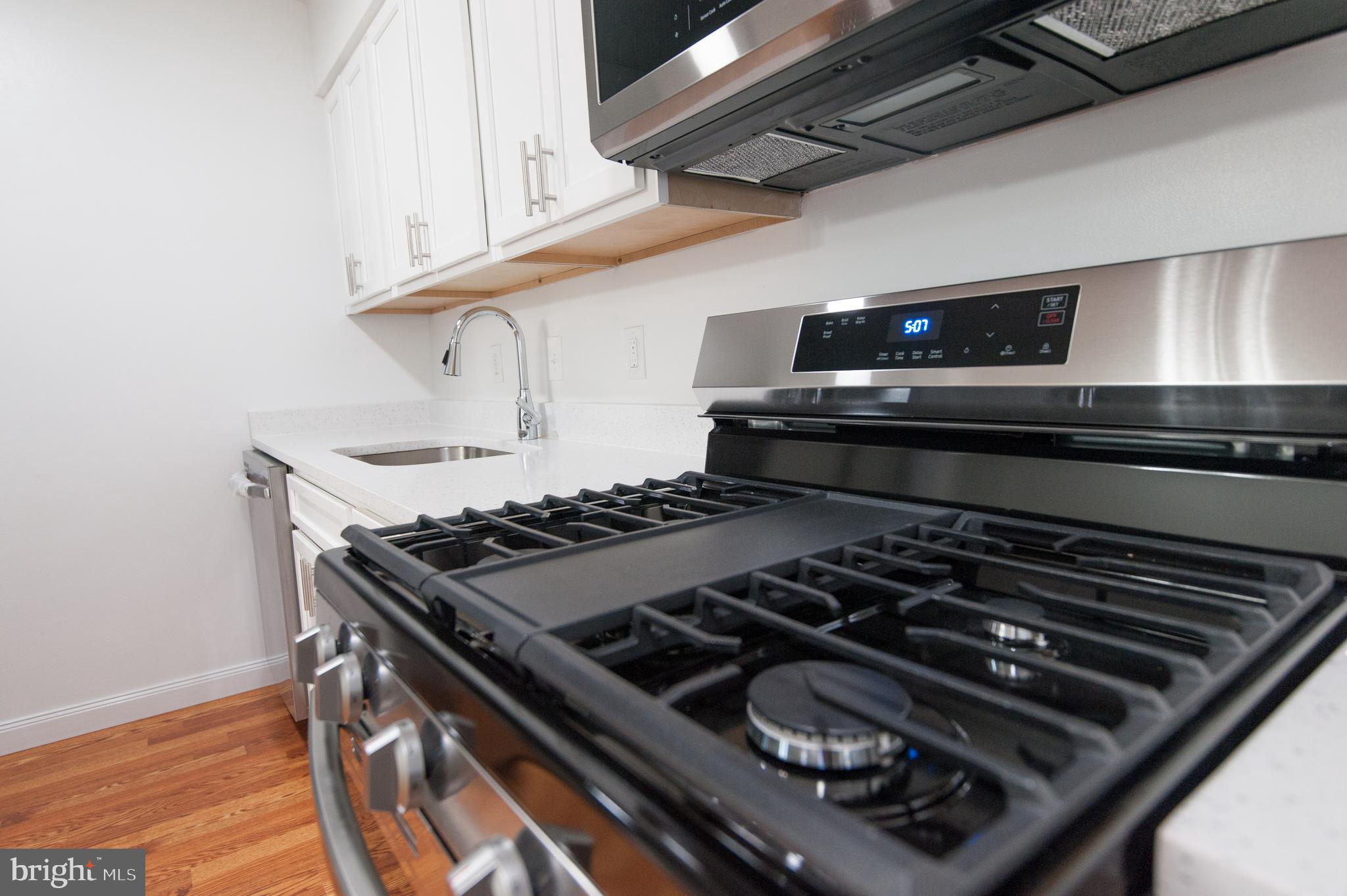 WHITFIELD GARDENS - Residential