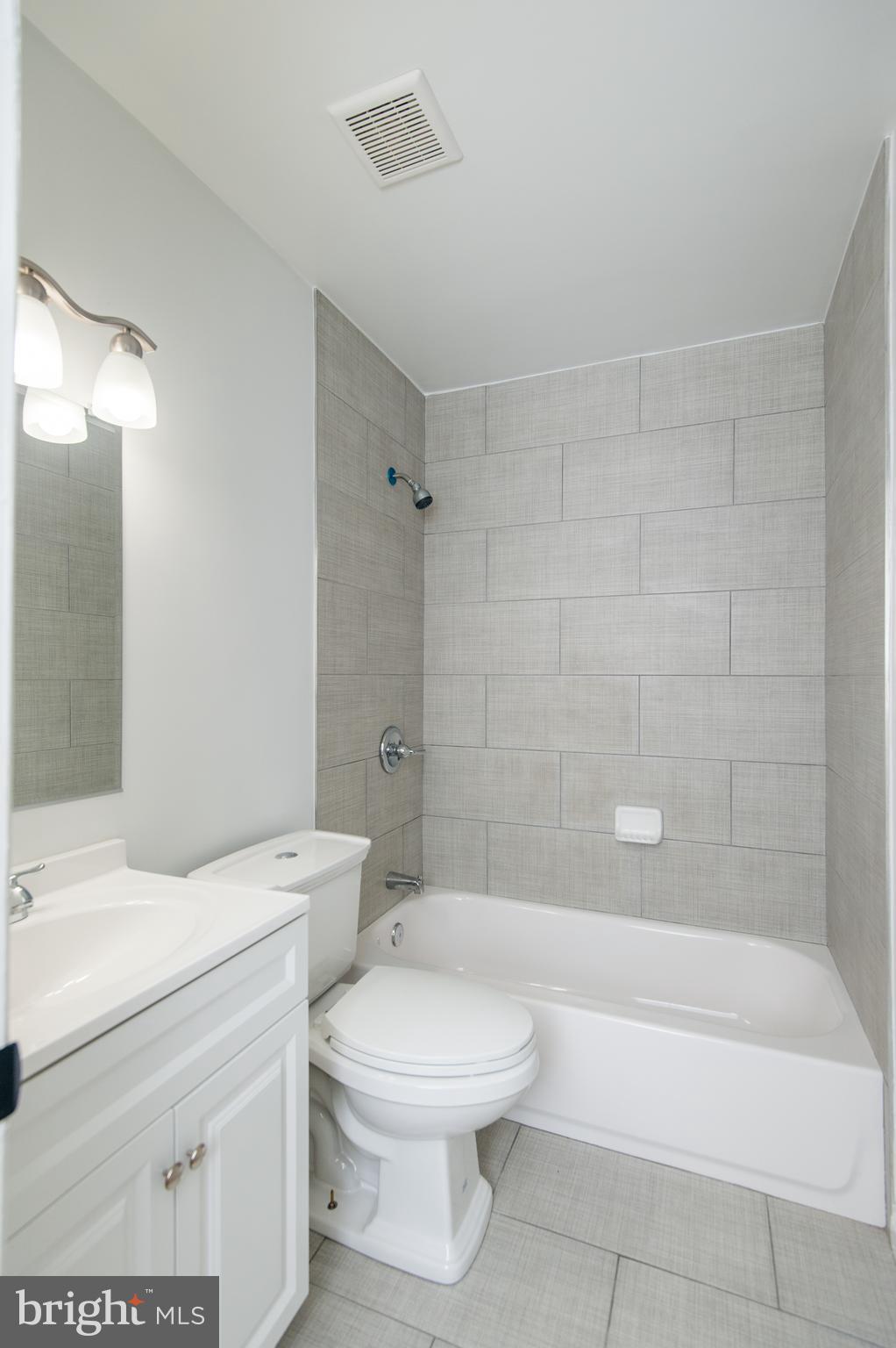 WHITFIELD GARDENS - Residential