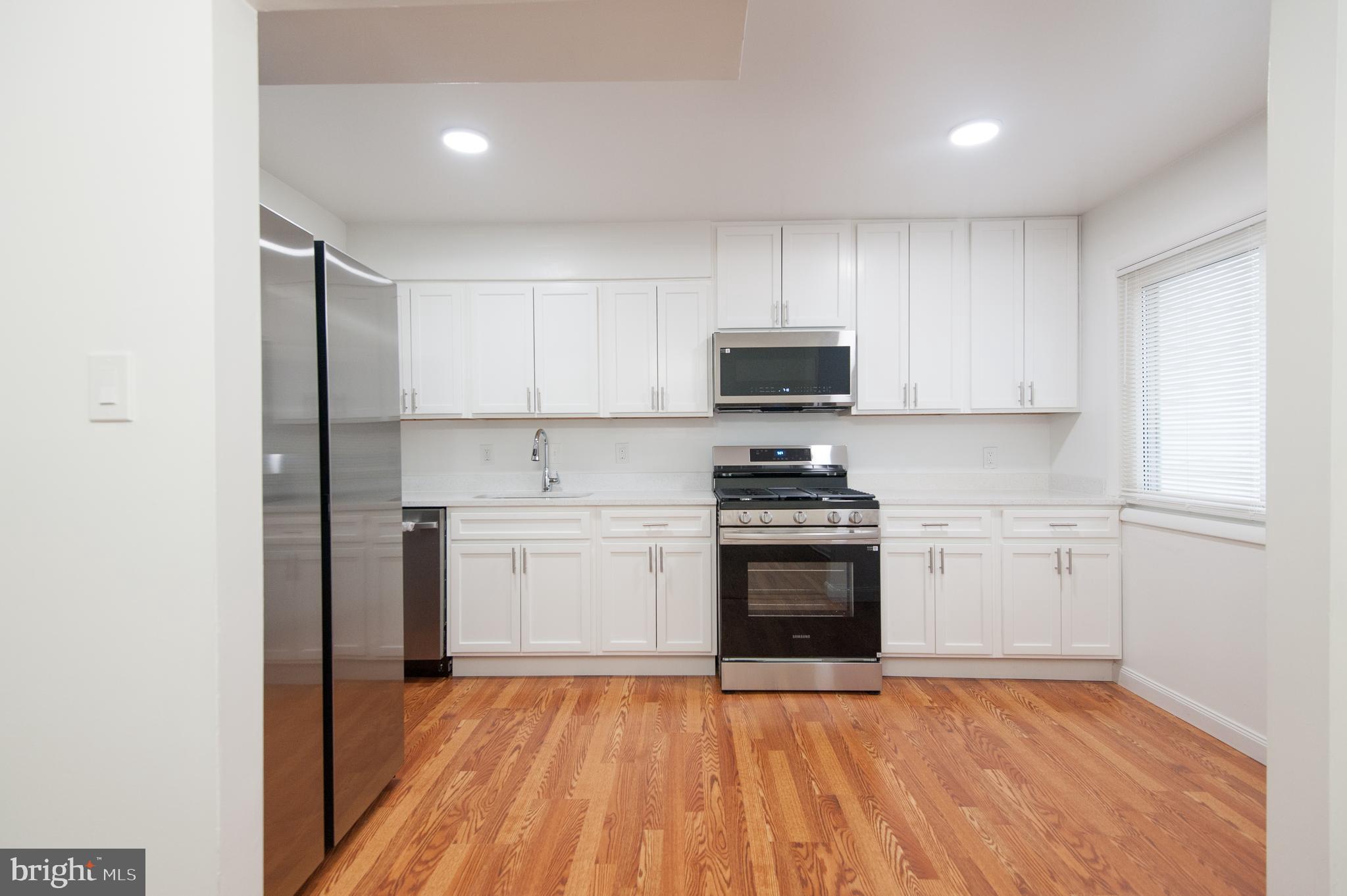 WHITFIELD GARDENS - Residential