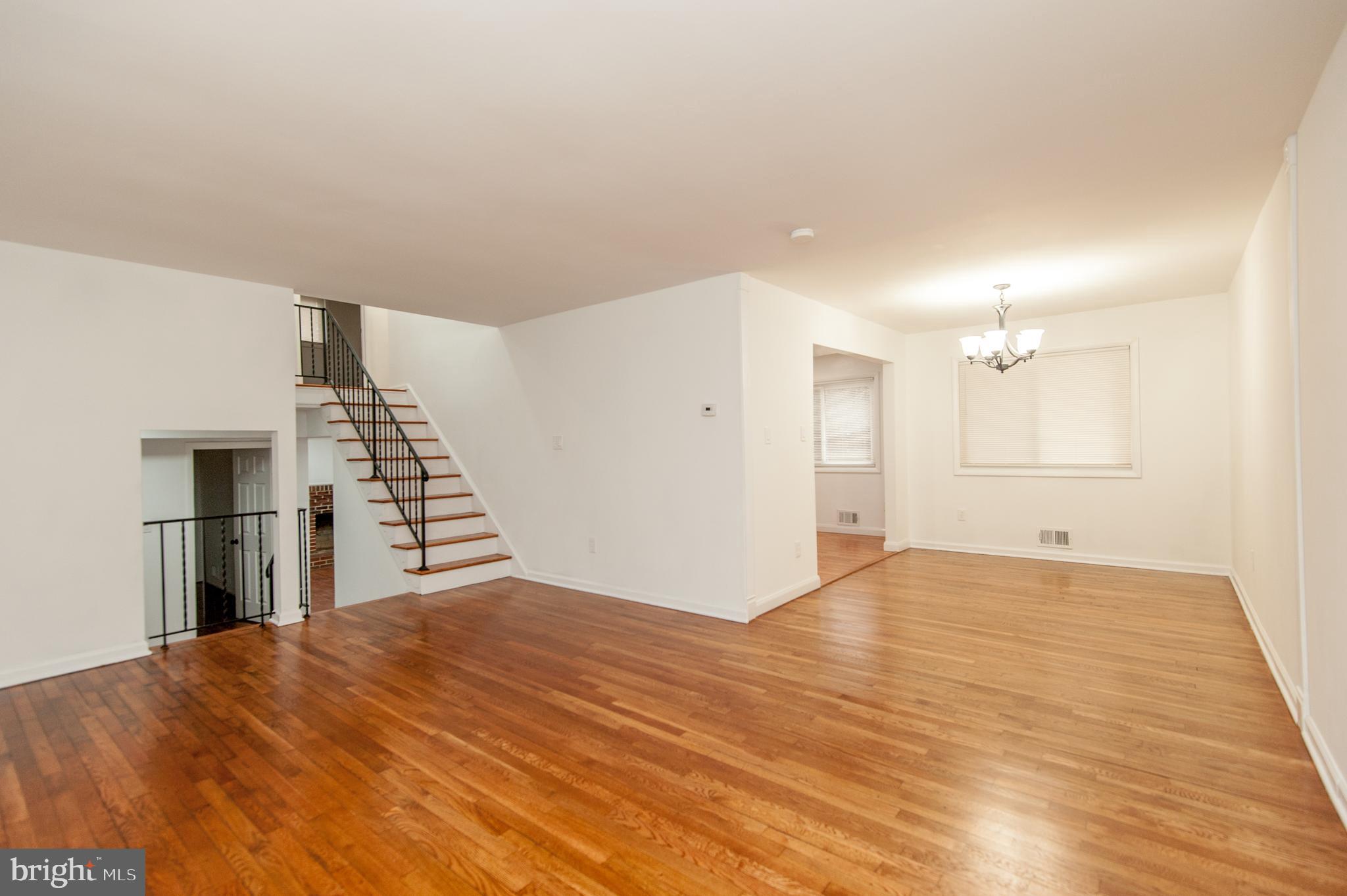 WHITFIELD GARDENS - Residential