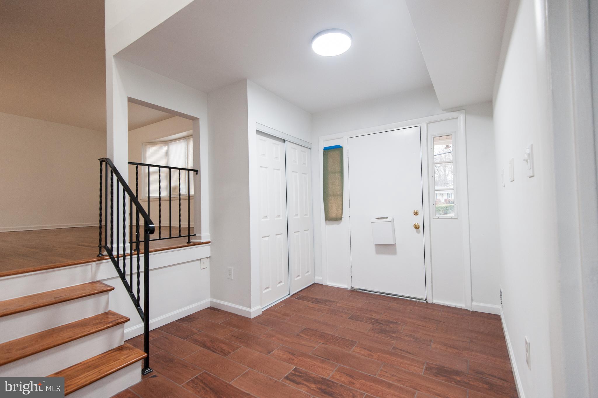 WHITFIELD GARDENS - Residential