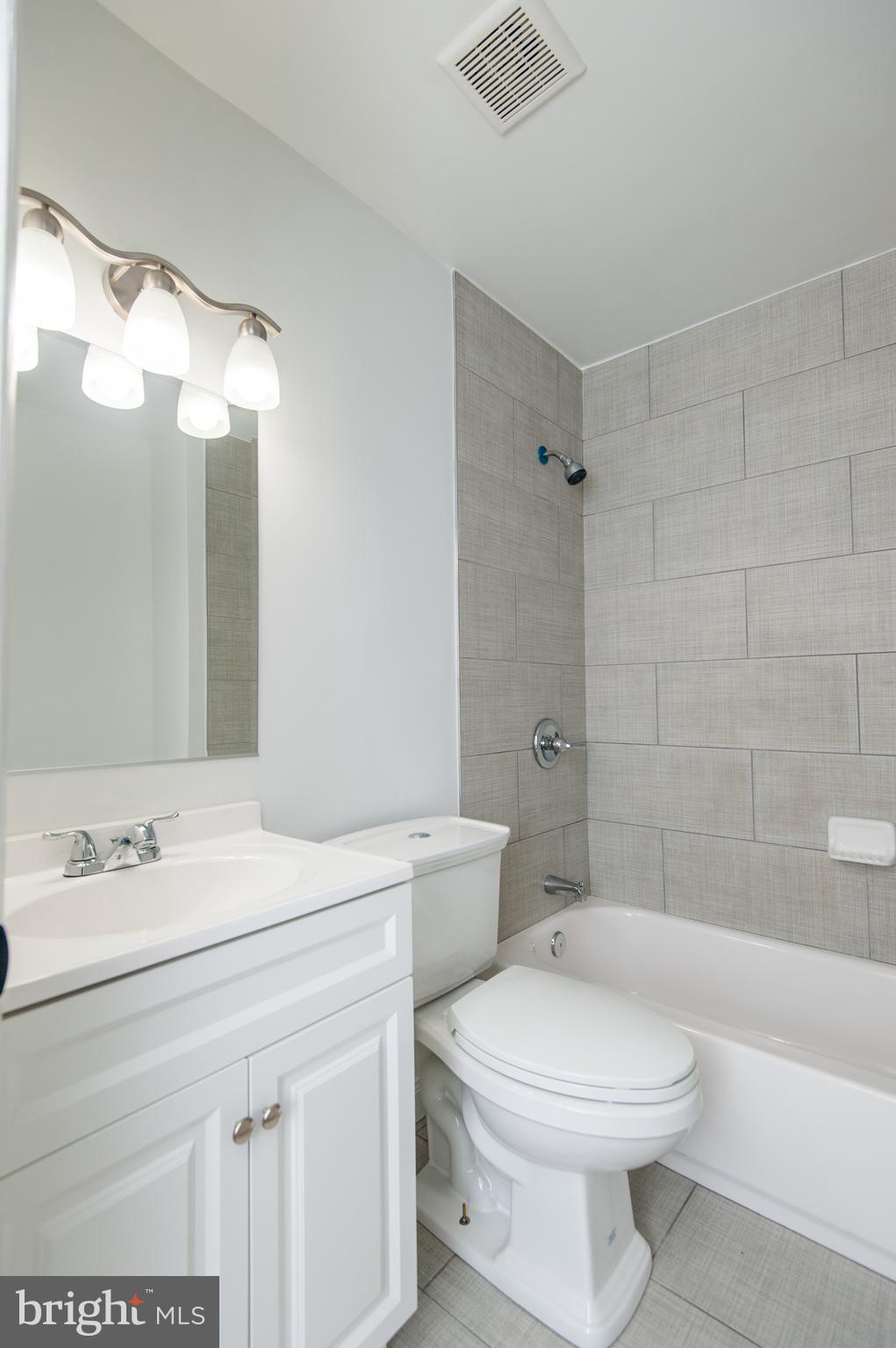 WHITFIELD GARDENS - Residential