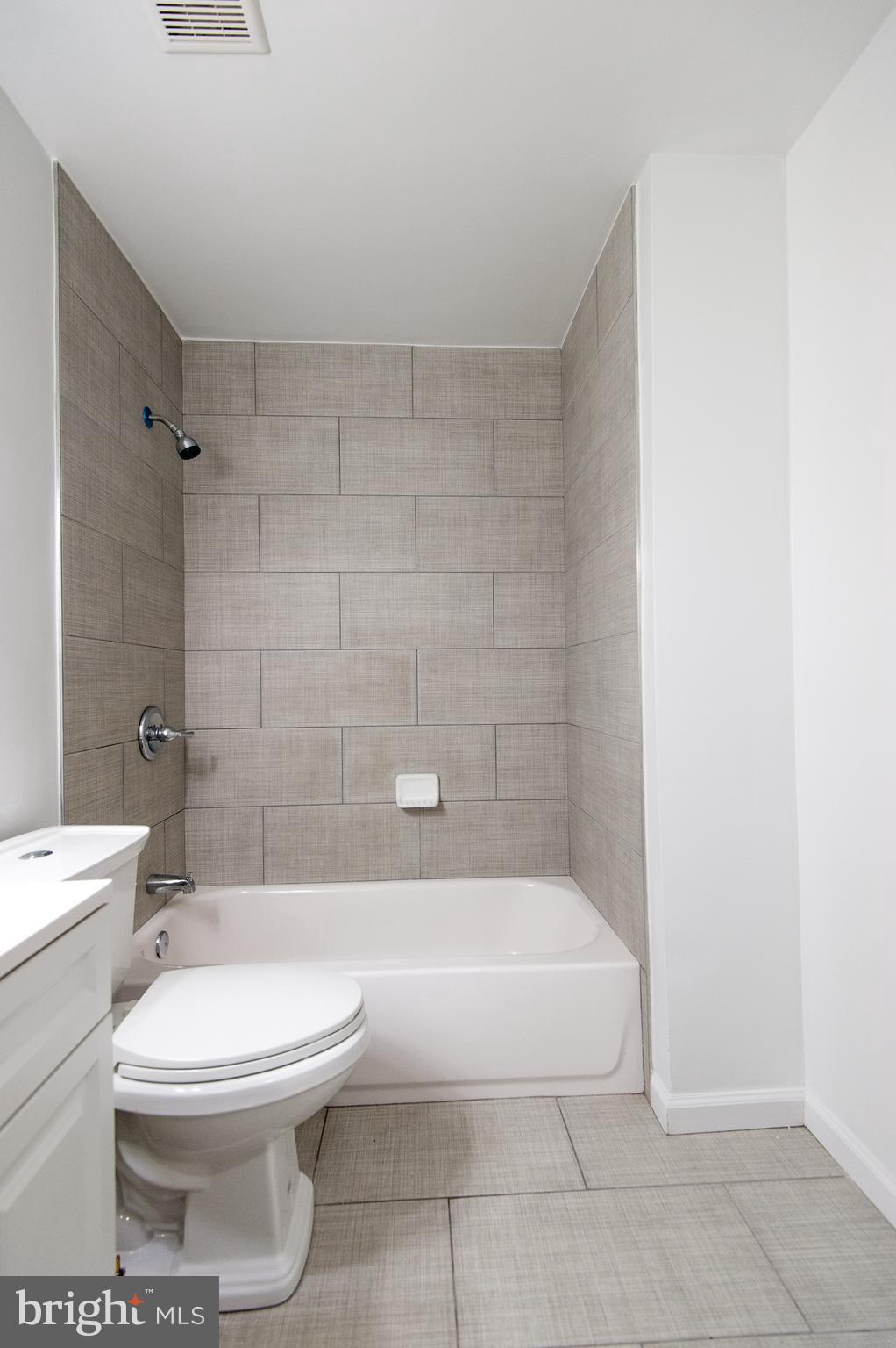 WHITFIELD GARDENS - Residential