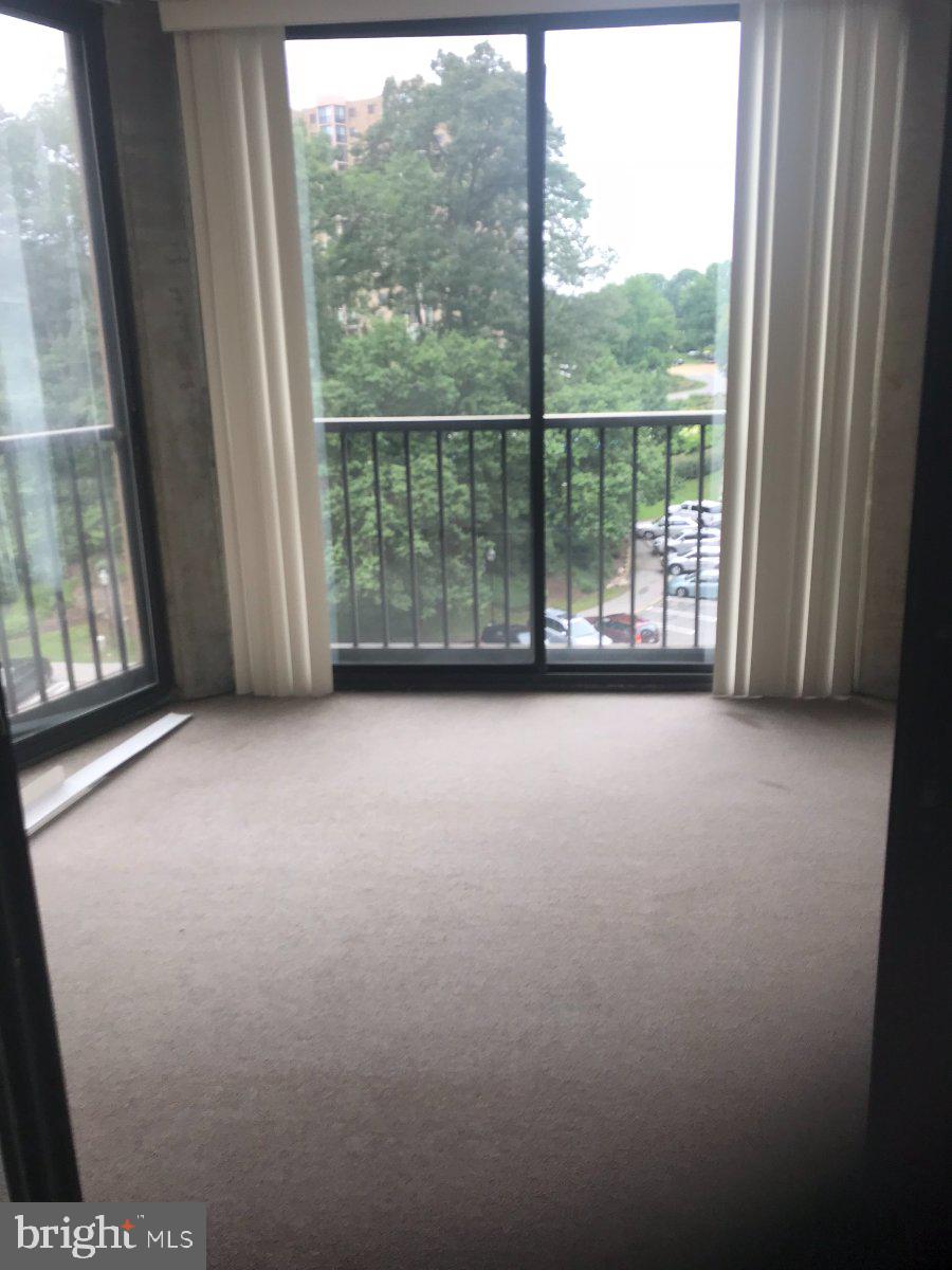 5903 MOUNT EAGLE DRIVE 1001