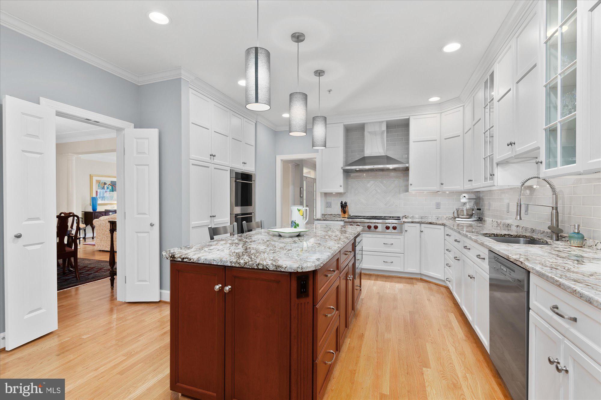 RIVER FALLS - Residential