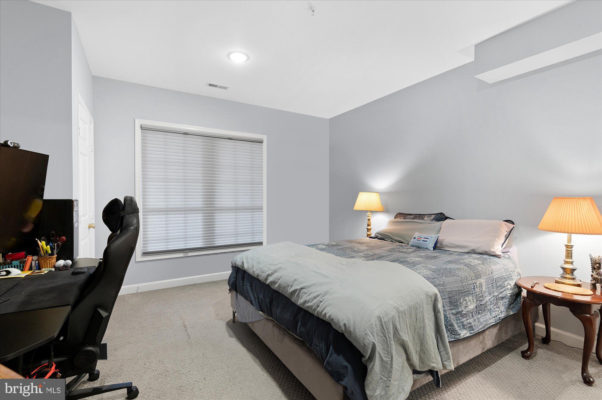 RIVER FALLS - Residential