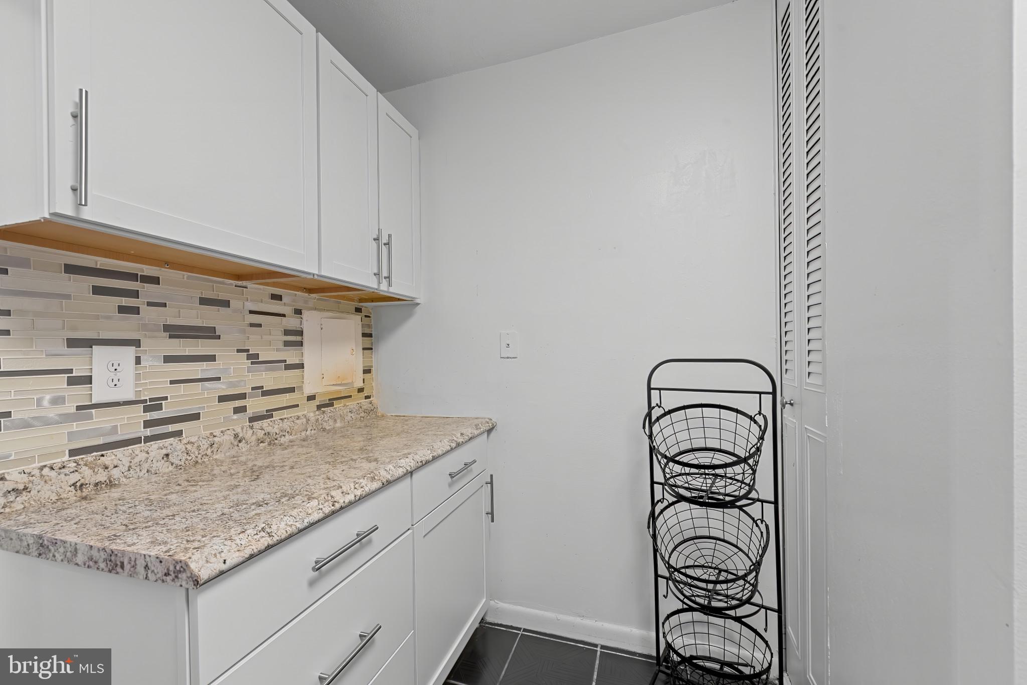 CHARLES VILLAGE - Residential