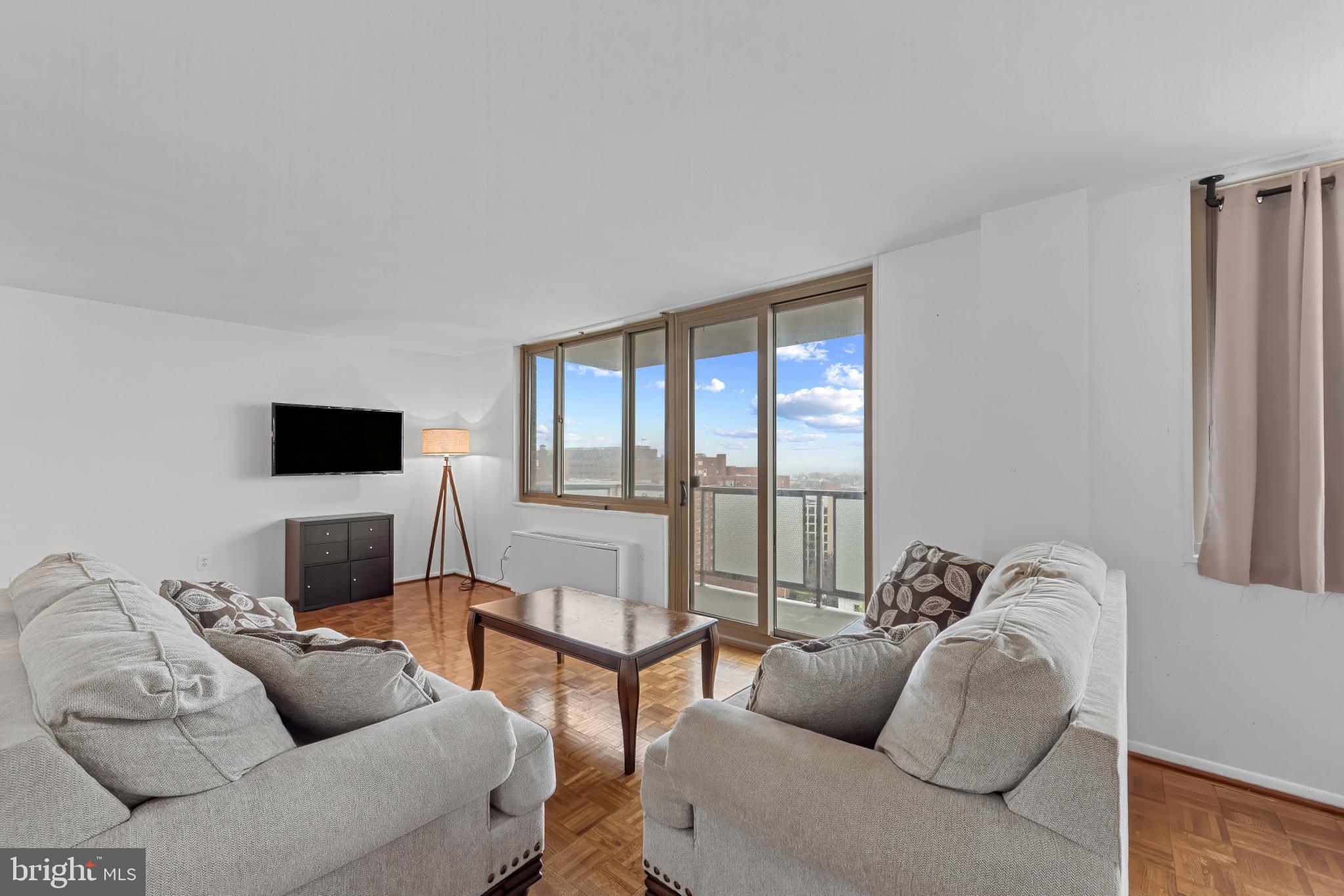 CHARLES VILLAGE - Residential