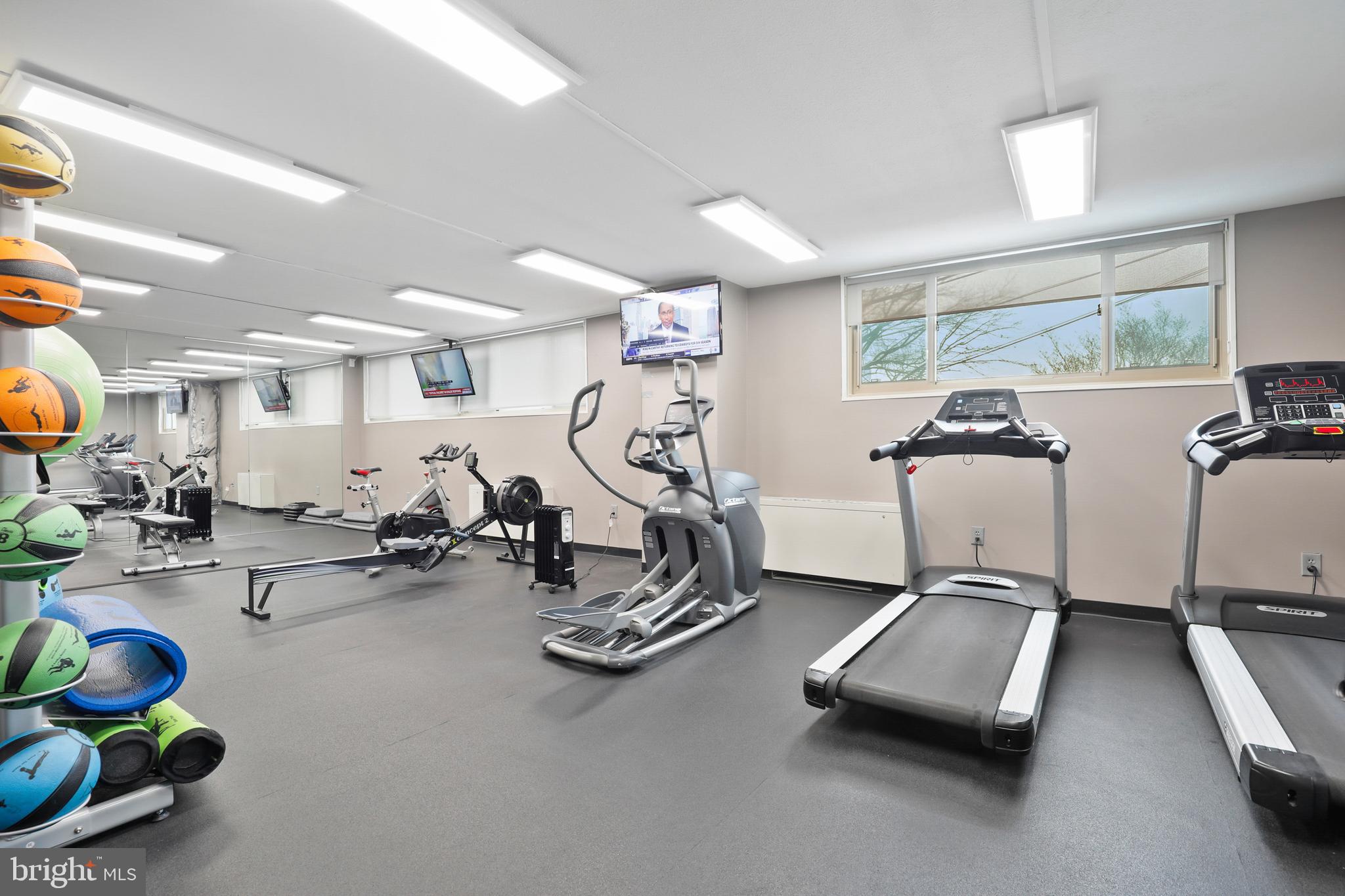 CHARLES VILLAGE - Residential