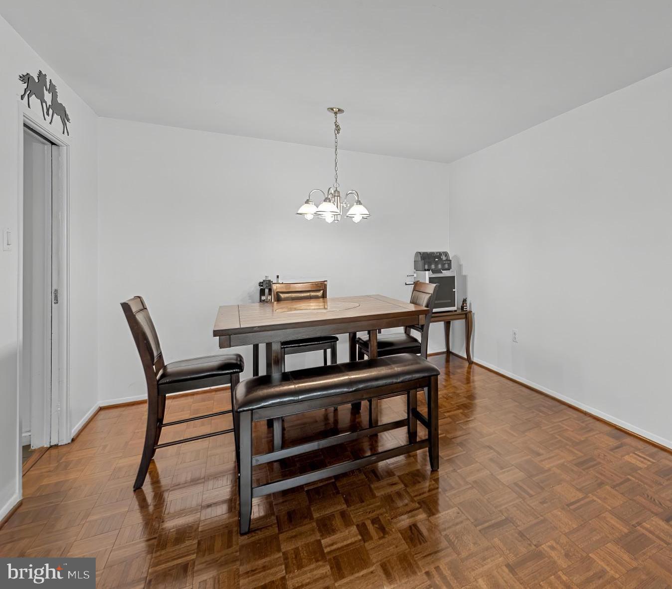 CHARLES VILLAGE - Residential