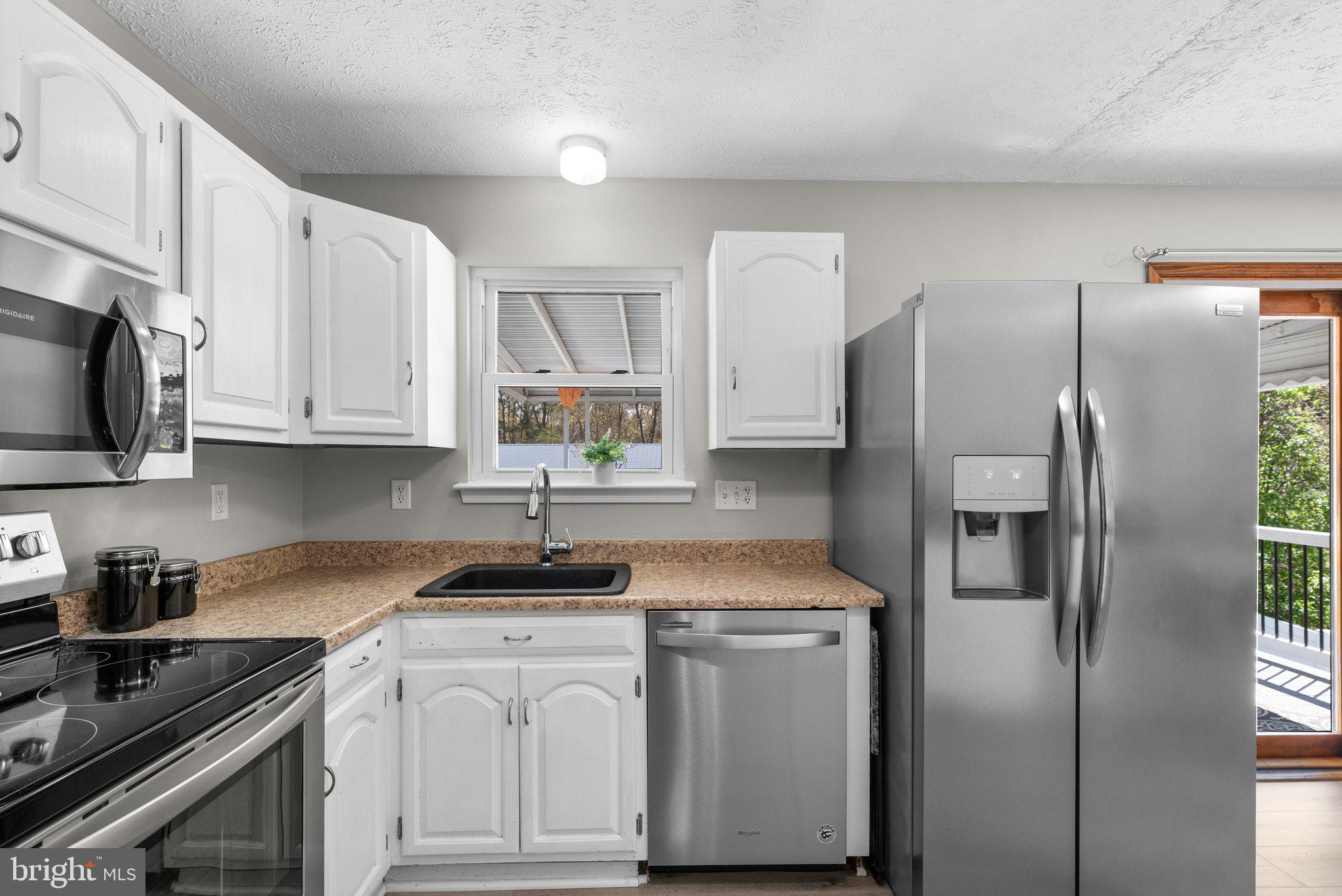 WETHERSFIELD - Residential