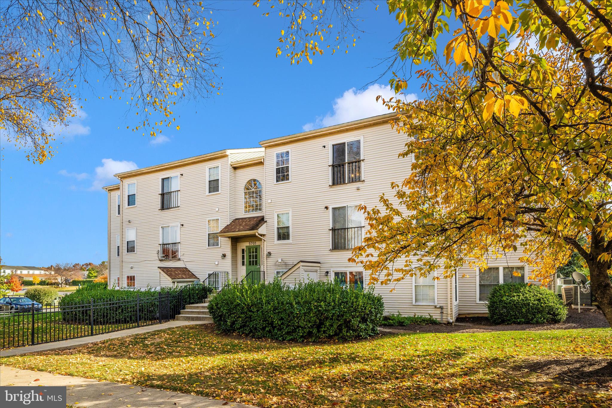 LAVENDER PLAZA - Residential